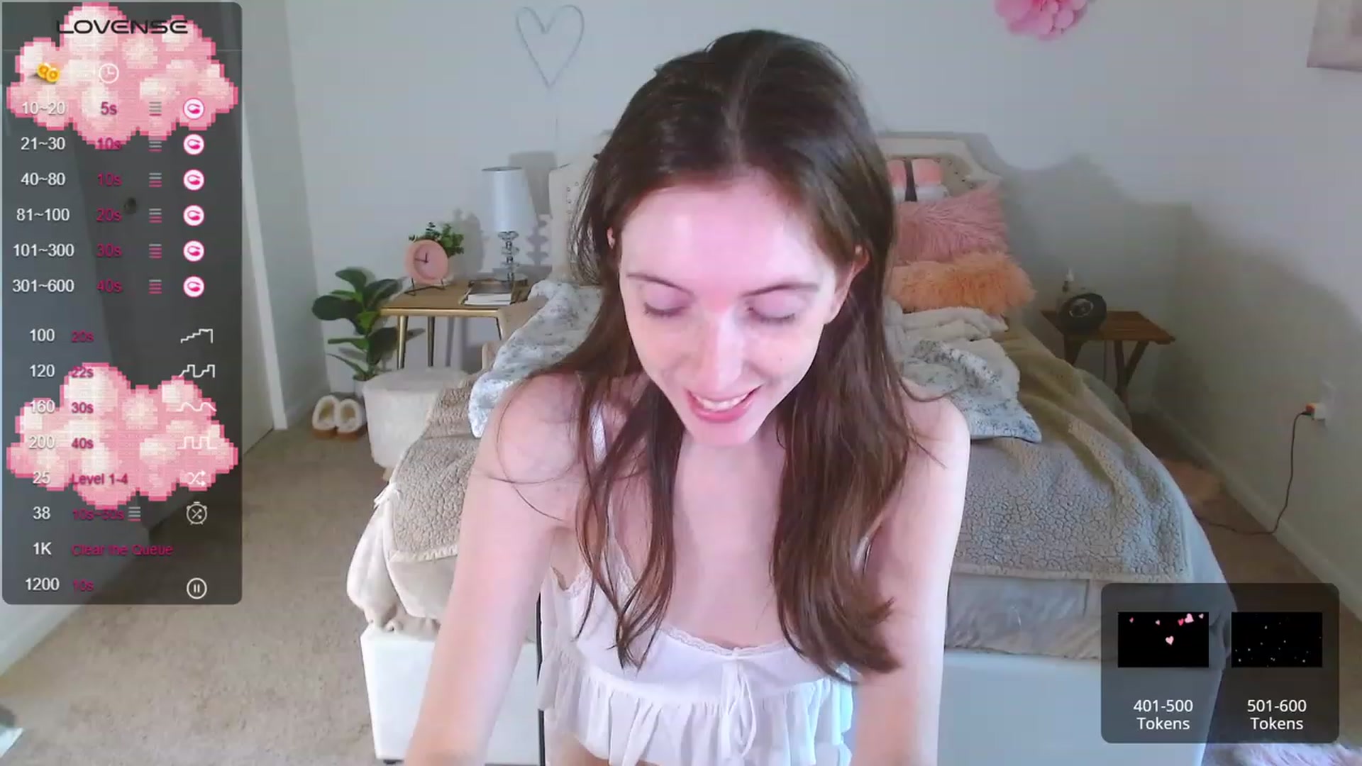 Gallery image thumbnail from MangoMae's myfreecams stream on, 09/23/2023, 17:23 image 3 of 20