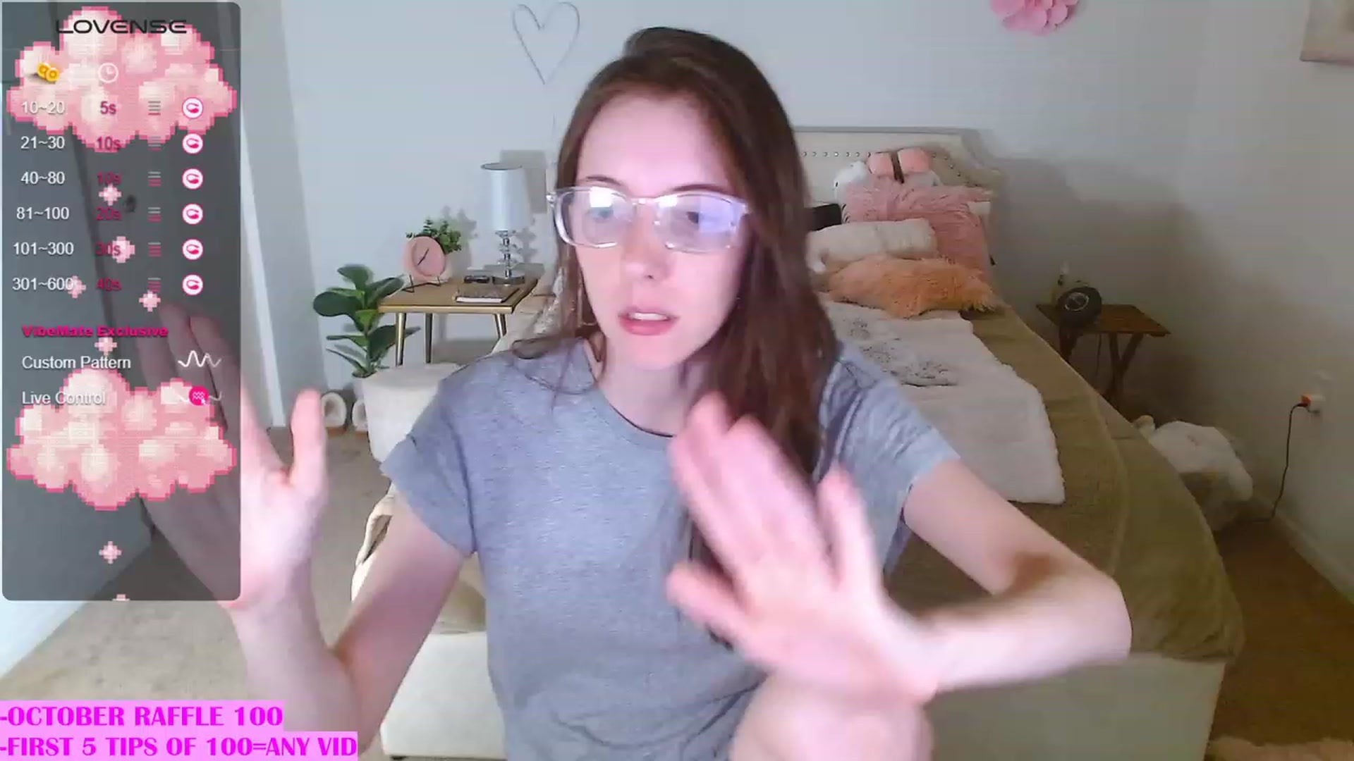 Gallery image thumbnail from MangoMae's myfreecams stream on, 10/06/2023, 24:11 image 19 of 20