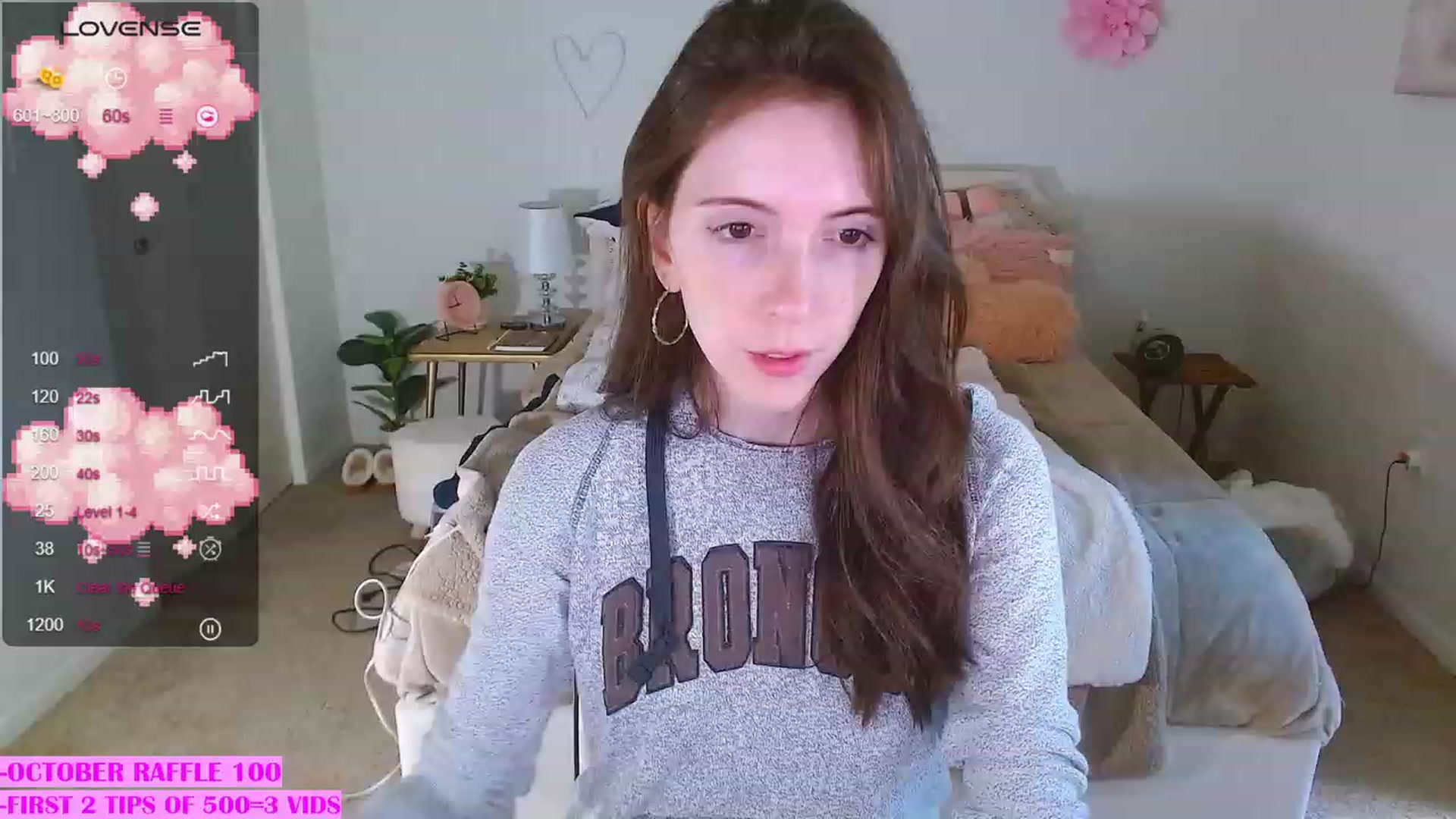 Gallery image thumbnail from MangoMae's myfreecams stream on, 10/08/2023, 16:20 image 11 of 20