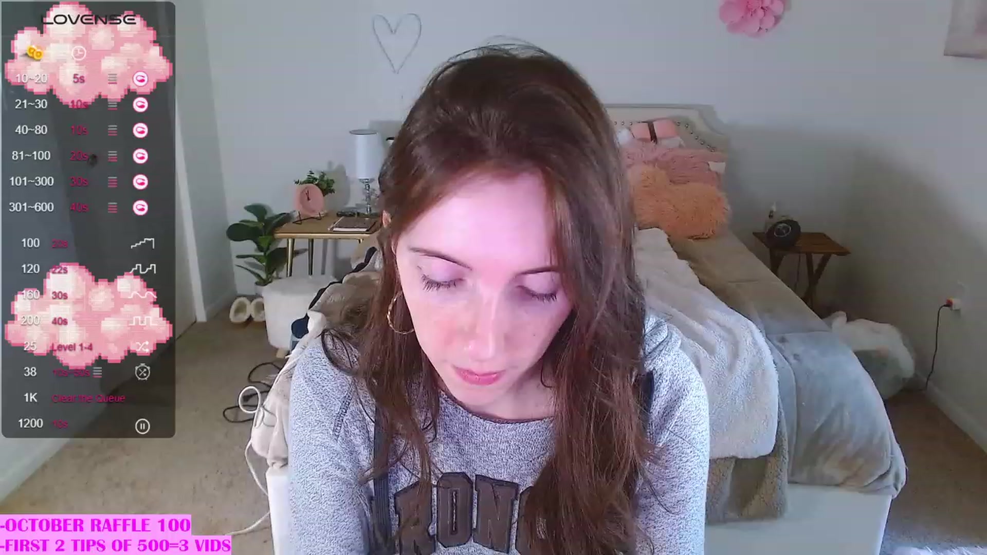 Gallery image thumbnail from MangoMae's myfreecams stream on, 10/08/2023, 16:20 image 18 of 20