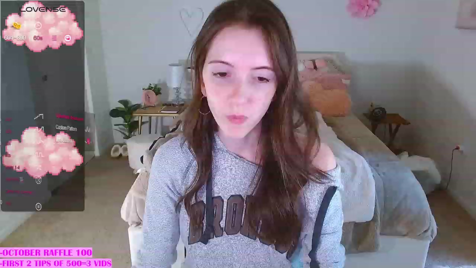 Gallery image thumbnail from MangoMae's myfreecams stream on, 10/08/2023, 16:20 image 6 of 20