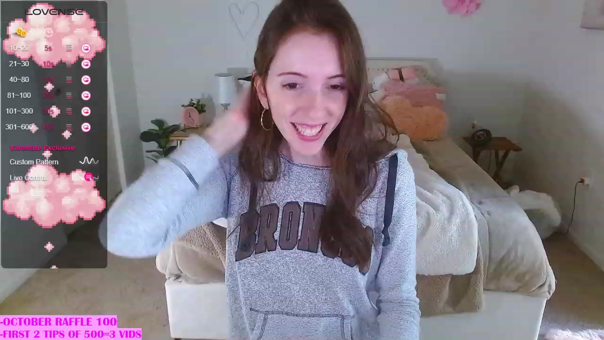 Gallery image thumbnail from MangoMae's myfreecams stream on, 10/08/2023, 17:13 image 2 of 20