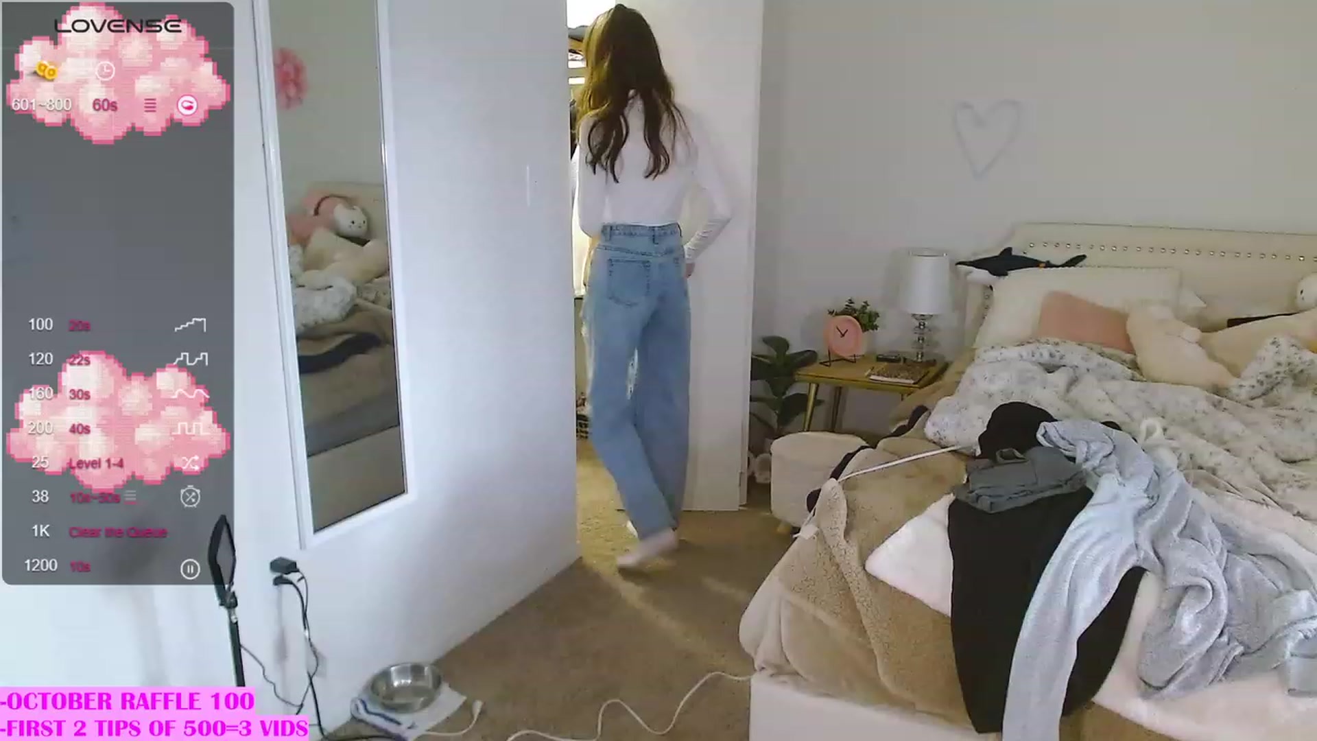 Gallery image thumbnail from MangoMae's myfreecams stream on, 10/08/2023, 18:06 image 17 of 20