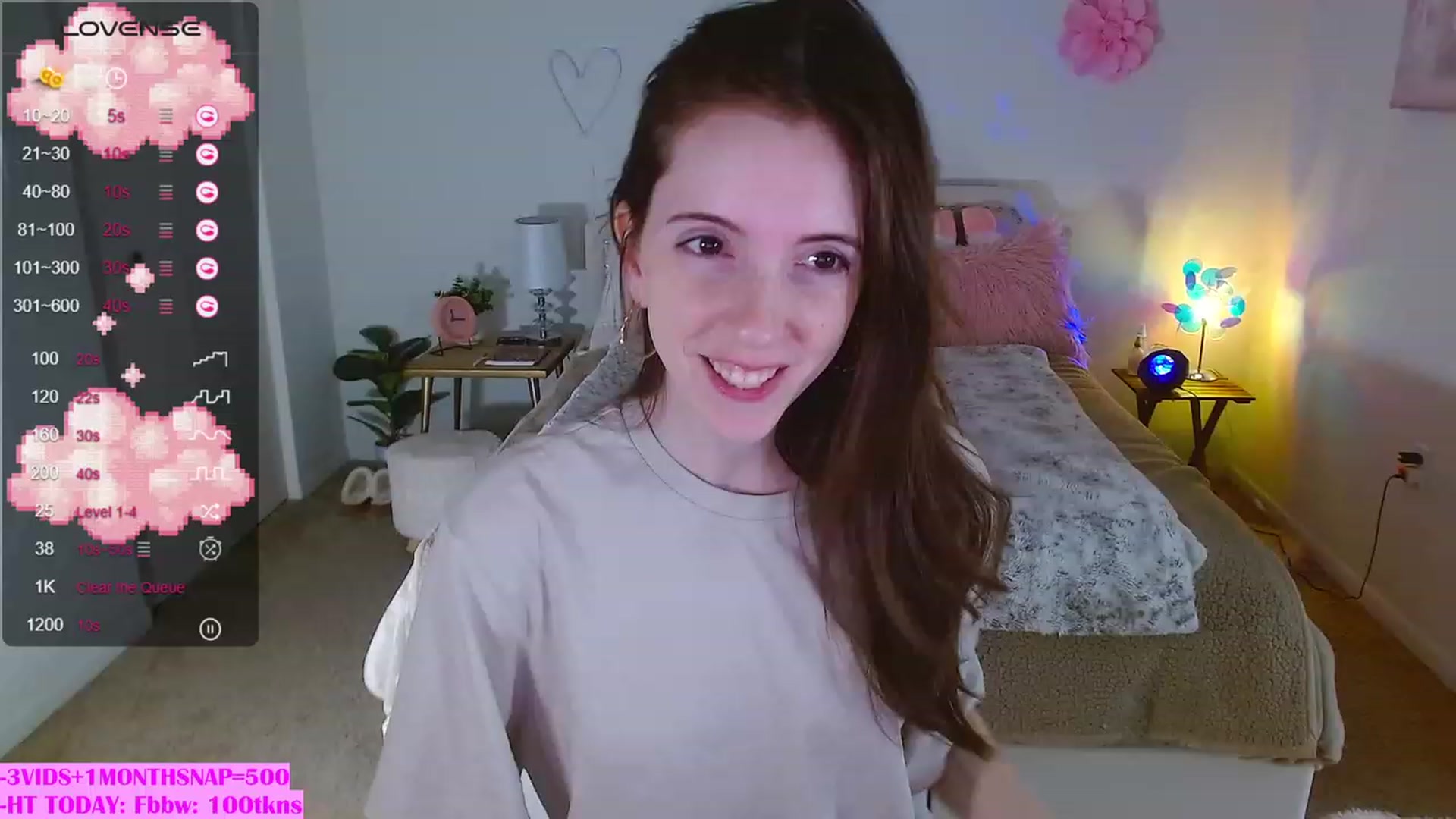 Gallery image thumbnail from MangoMae's myfreecams stream on, 10/14/2023, 16:28 image 14 of 20