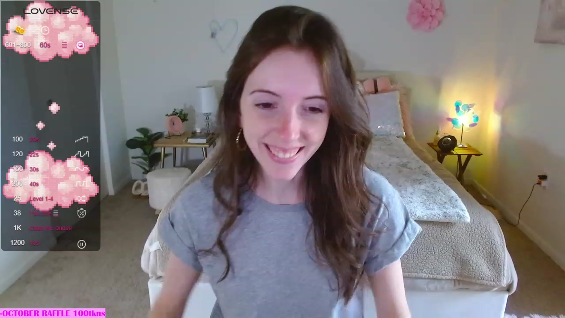Gallery image thumbnail from MangoMae's myfreecams stream on, 10/22/2023, 17:17 image 16 of 20