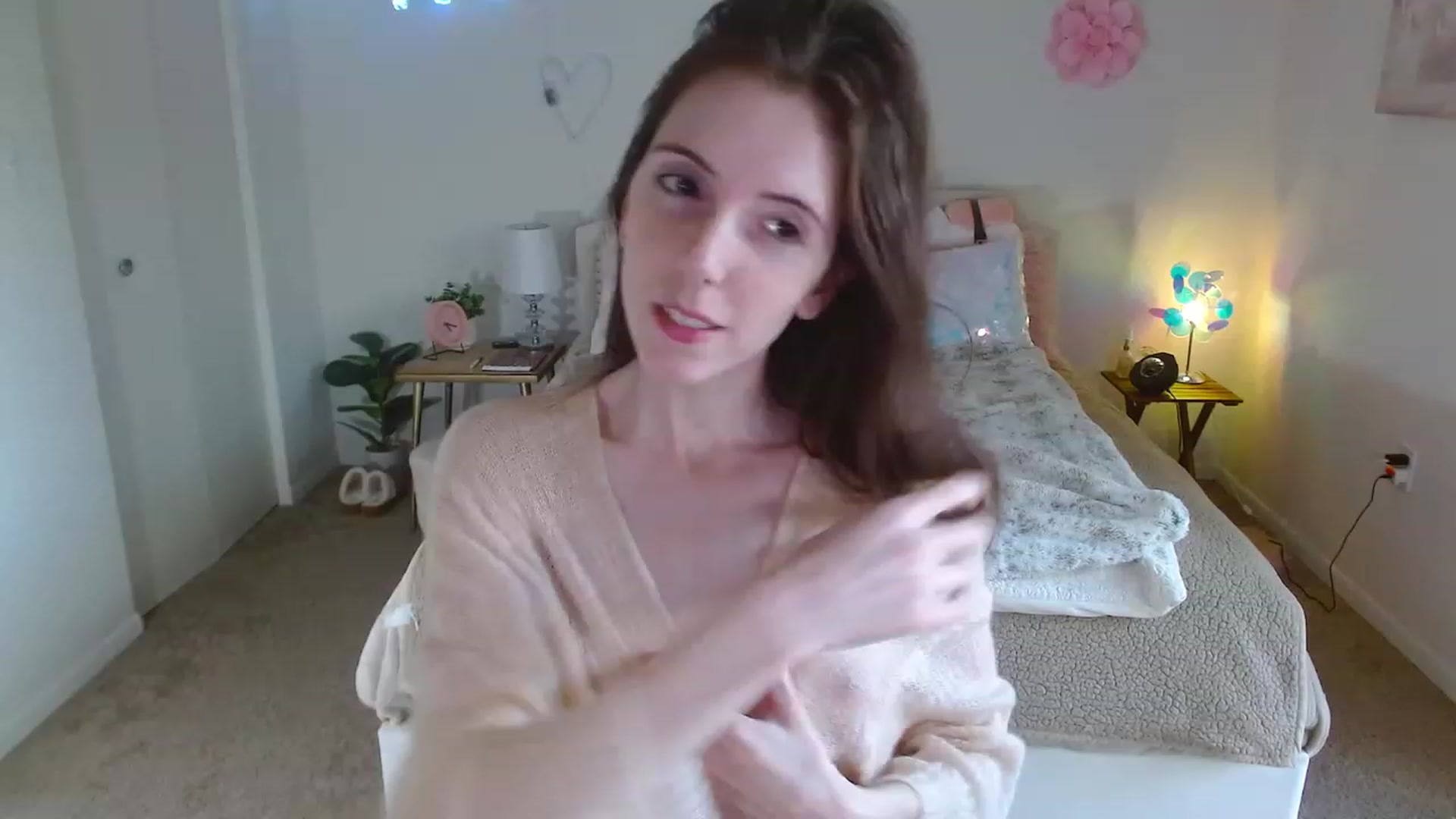 Gallery image thumbnail from MangoMae's myfreecams stream on, 11/01/2023, 22:03 image 1 of 20