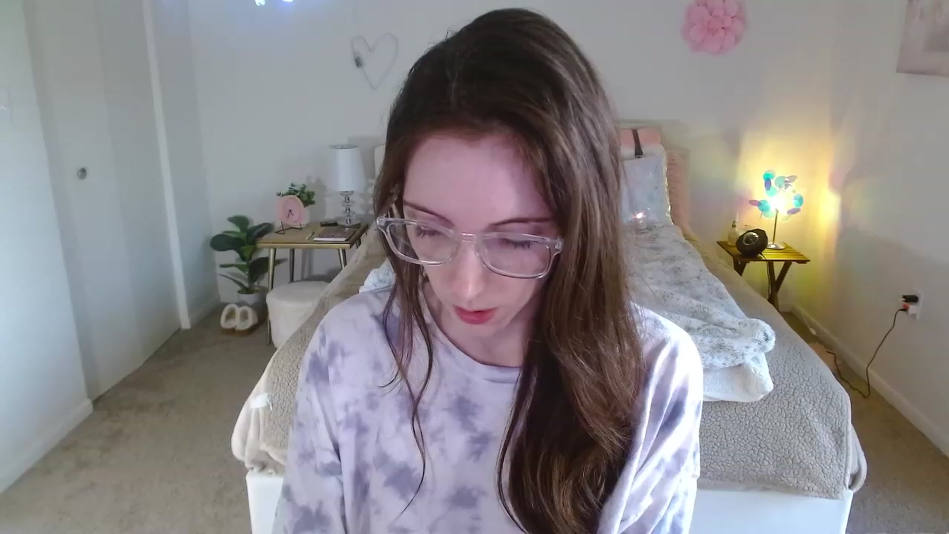 Gallery image thumbnail from MangoMae's myfreecams stream on, 11/01/2023, 22:03 image 9 of 20