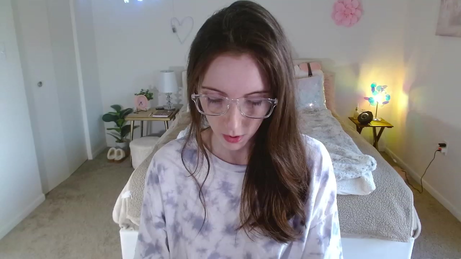 Gallery image thumbnail from MangoMae's myfreecams stream on, 11/01/2023, 22:03 image 10 of 20