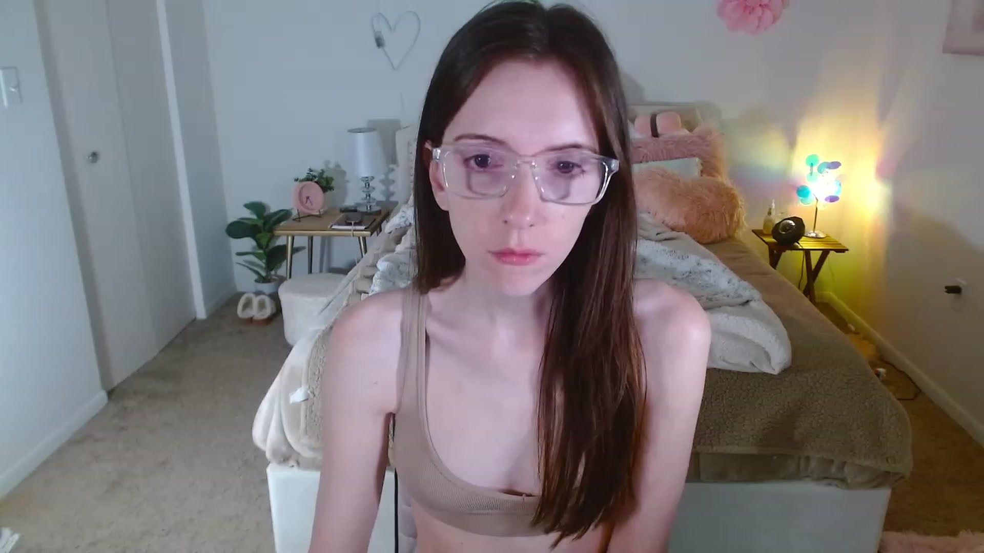 Gallery image thumbnail from MangoMae's myfreecams stream on, 11/09/2023, 01:10 image 10 of 20