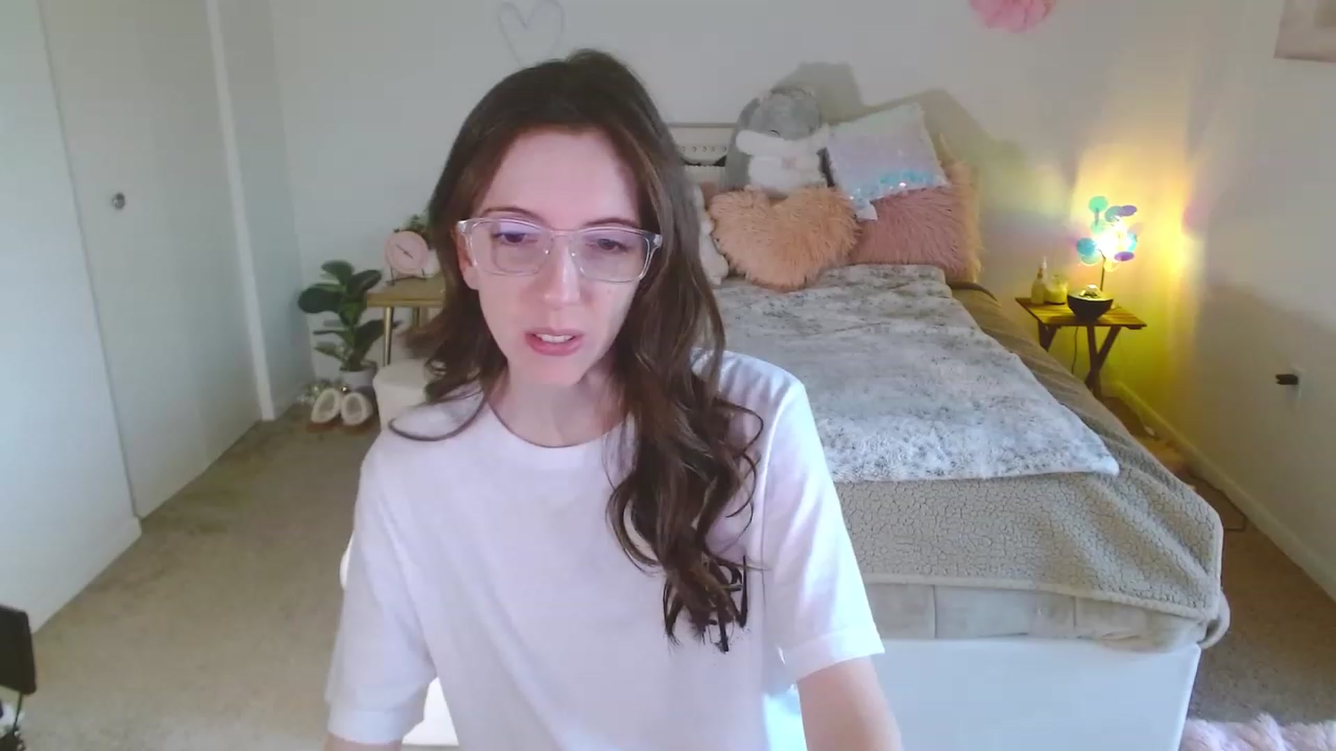 Gallery image thumbnail from MangoMae's myfreecams stream on, 11/15/2023, 23:02 image 2 of 20