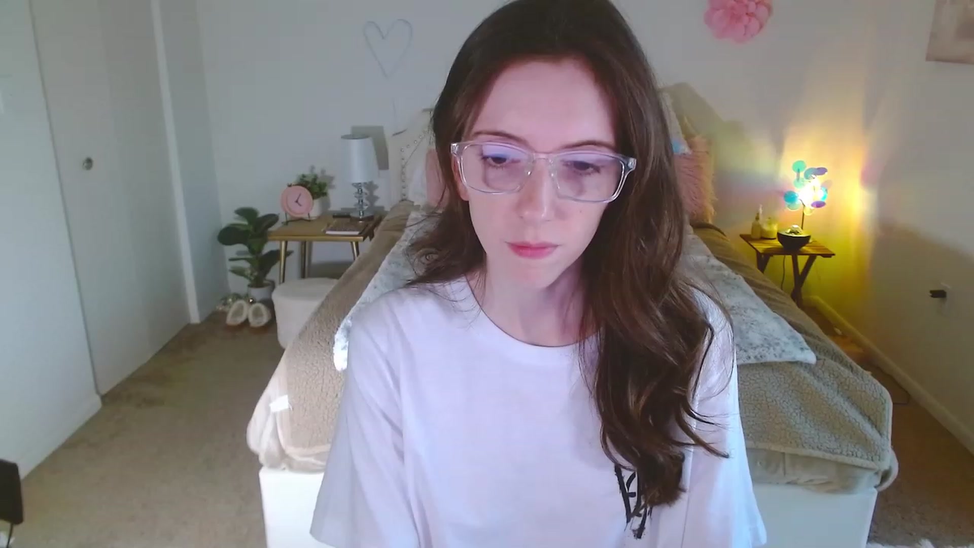 Gallery image thumbnail from MangoMae's myfreecams stream on, 11/15/2023, 23:02 image 6 of 20