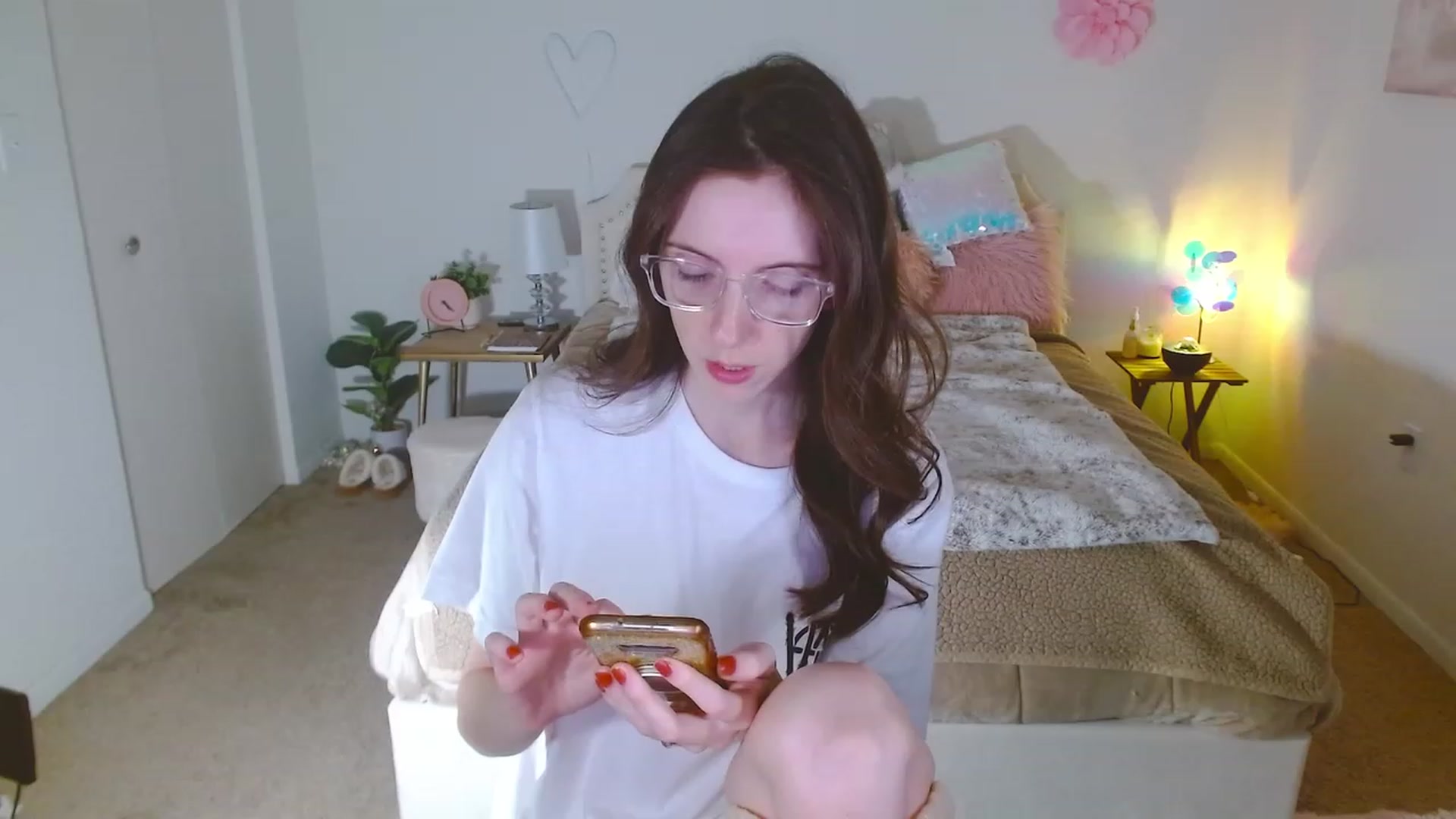 Gallery image thumbnail from MangoMae's myfreecams stream on, 11/15/2023, 23:02 image 11 of 20