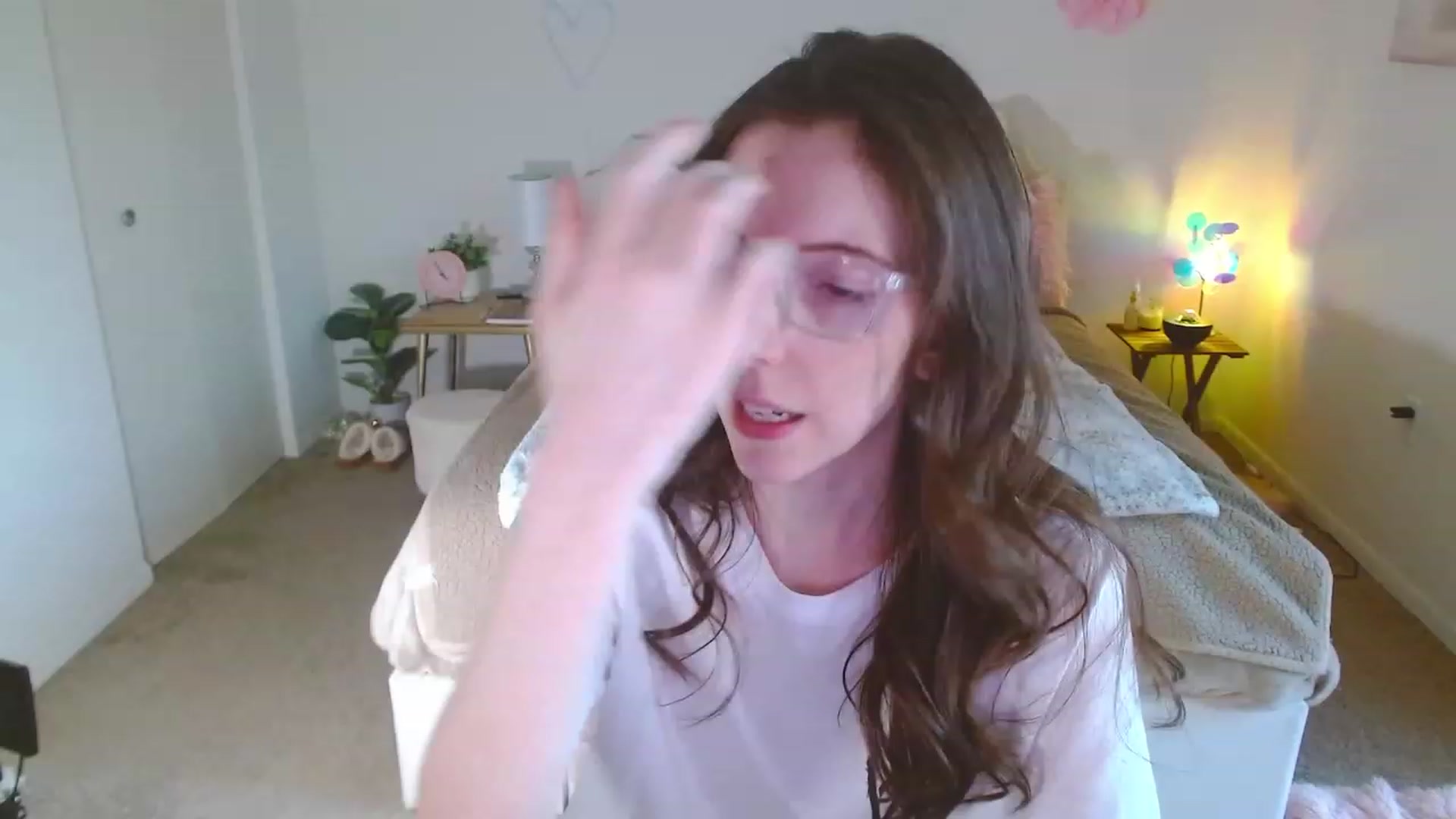 Gallery image thumbnail from MangoMae's myfreecams stream on, 11/15/2023, 23:02 image 3 of 20