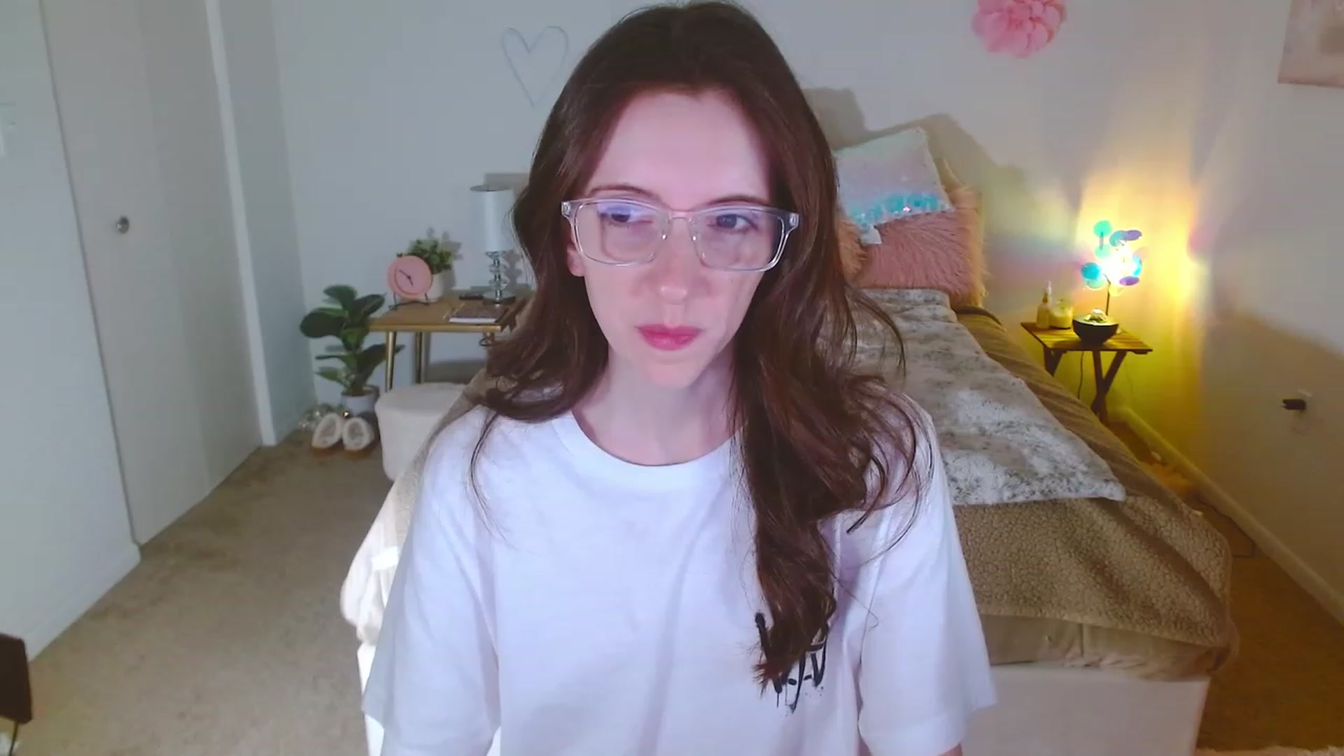 Gallery image thumbnail from MangoMae's myfreecams stream on, 11/15/2023, 23:02 image 19 of 20
