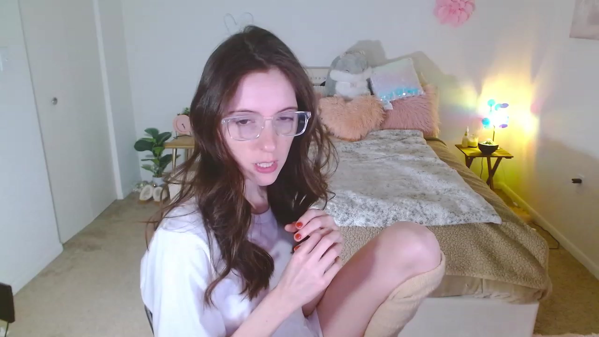 Gallery image thumbnail from MangoMae's myfreecams stream on, 11/15/2023, 23:02 image 12 of 20