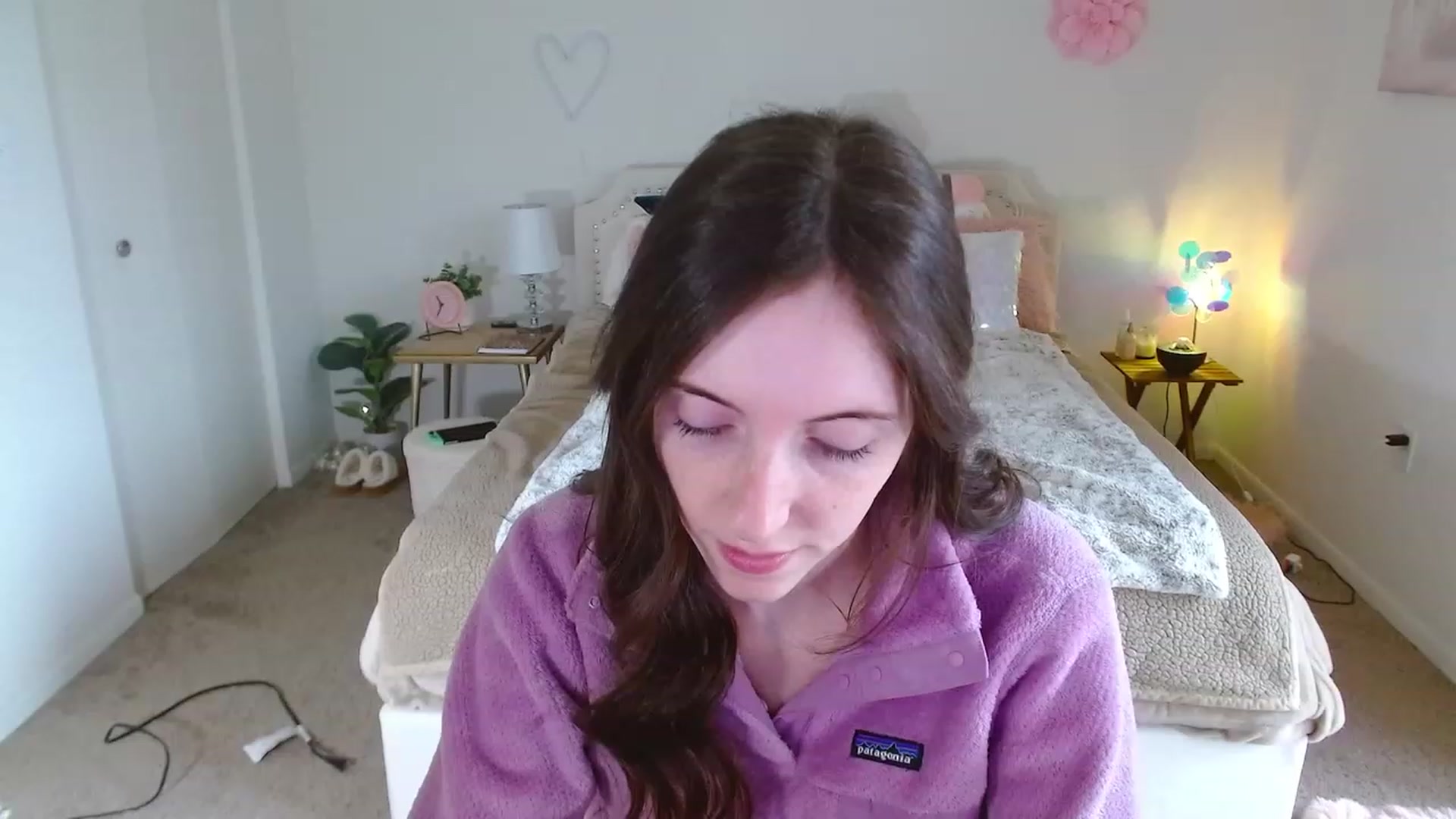 Gallery image thumbnail from MangoMae's myfreecams stream on, 11/26/2023, 17:17 image 11 of 20