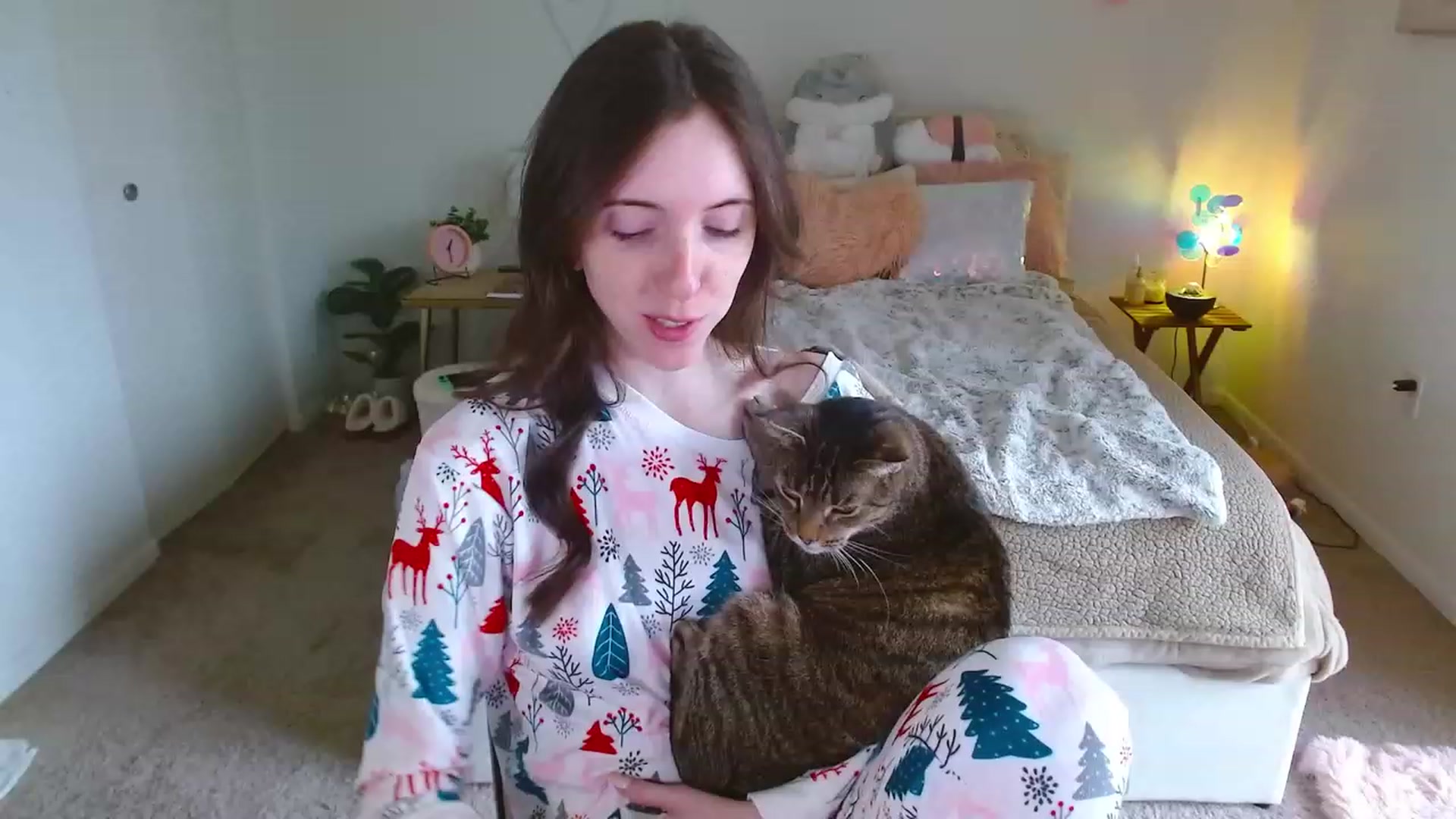 Gallery image thumbnail from MangoMae's myfreecams stream on, 11/26/2023, 19:23 image 2 of 20