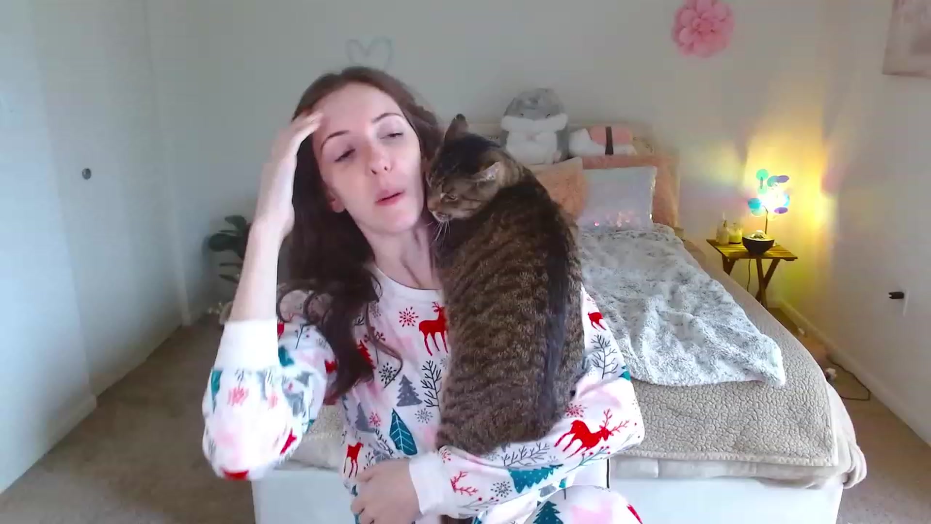Gallery image thumbnail from MangoMae's myfreecams stream on, 11/26/2023, 19:23 image 1 of 20