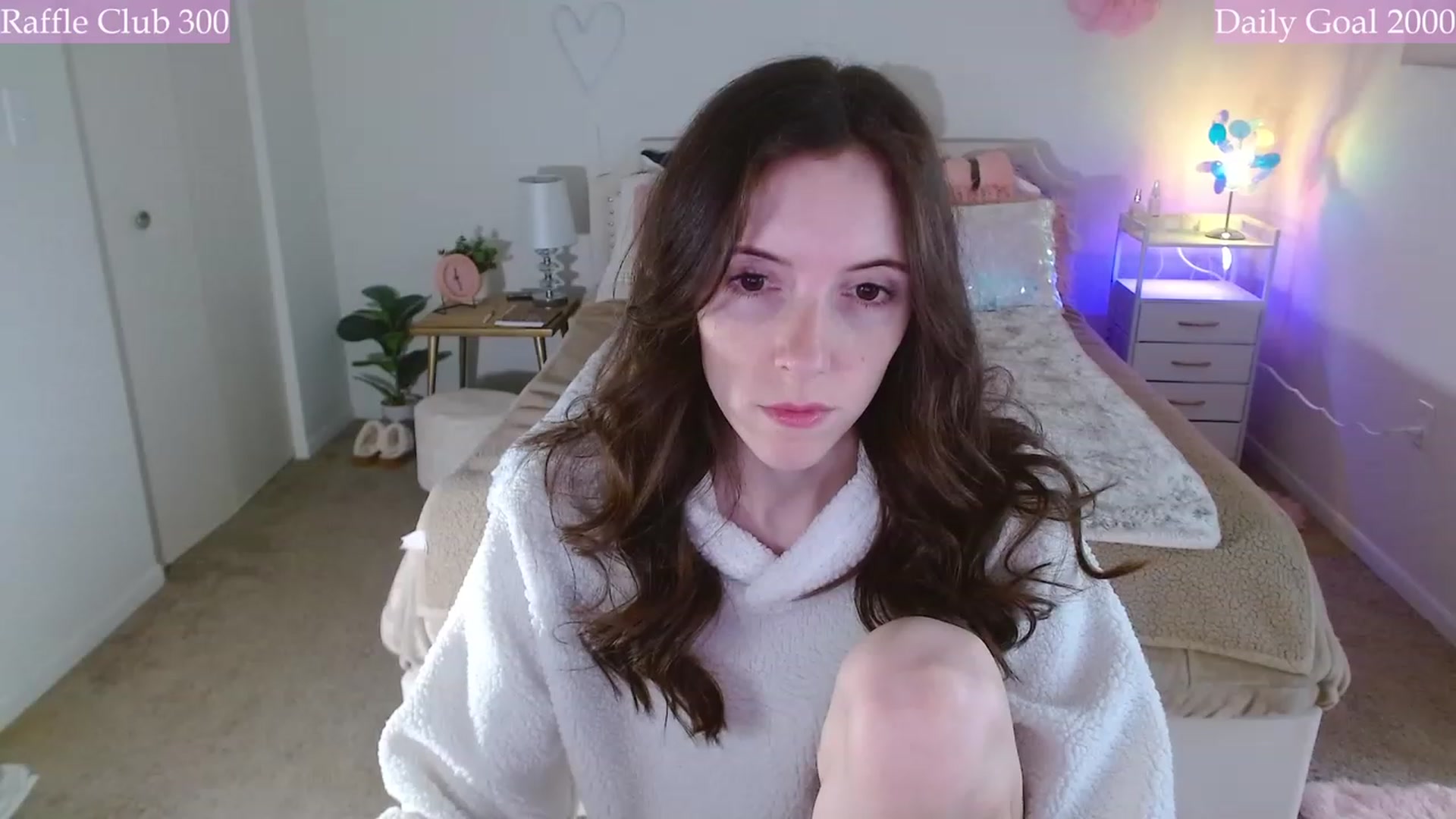 Gallery image thumbnail from MangoMae's myfreecams stream on, 12/03/2023, 17:42 image 7 of 20