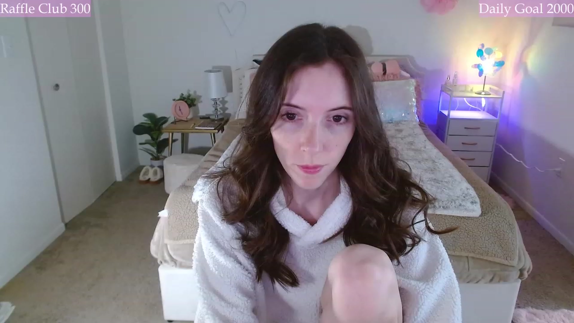 Gallery image thumbnail from MangoMae's myfreecams stream on, 12/03/2023, 17:42 image 6 of 20