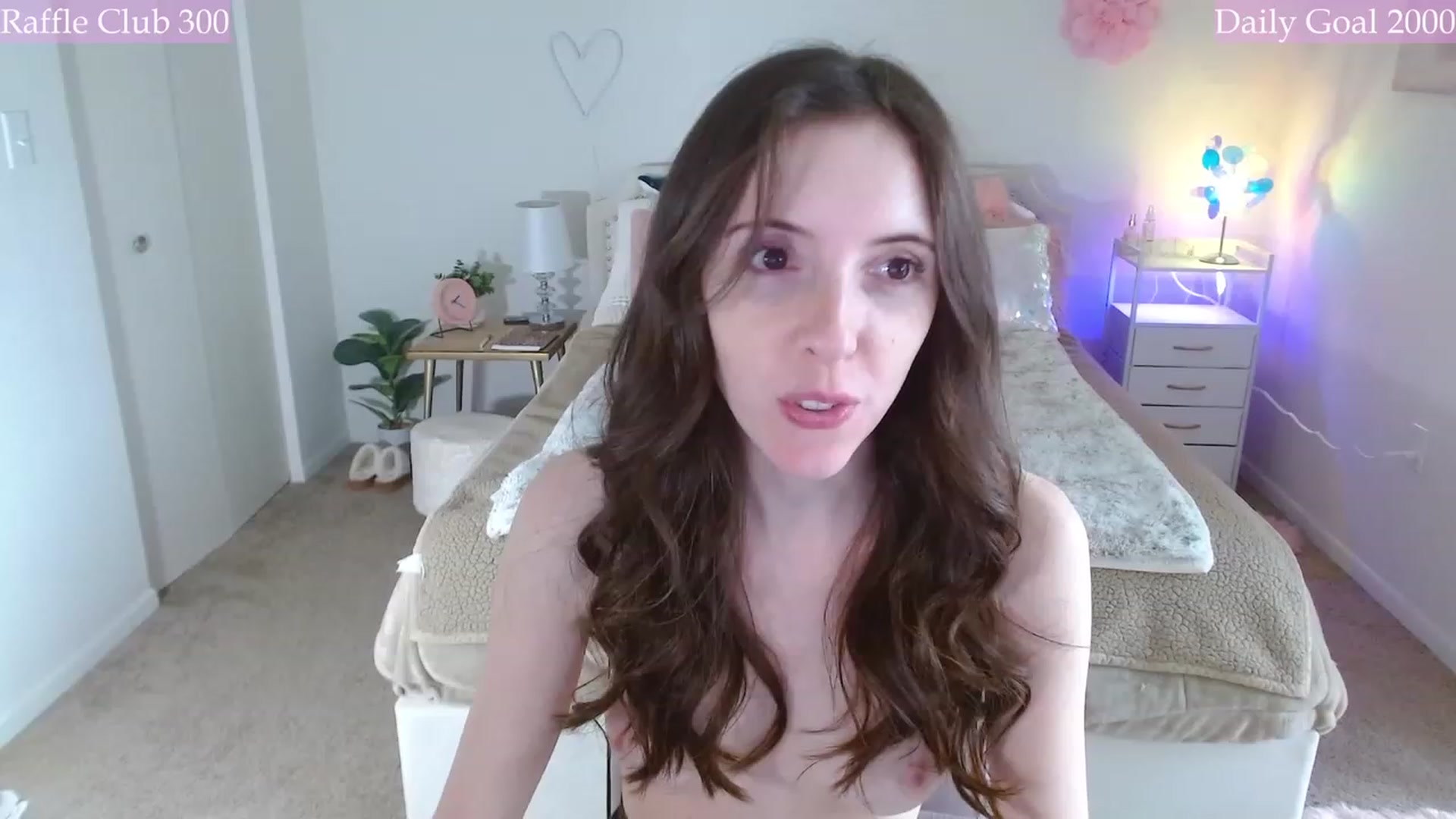 Gallery image thumbnail from MangoMae's myfreecams stream on, 12/03/2023, 19:36 image 6 of 20