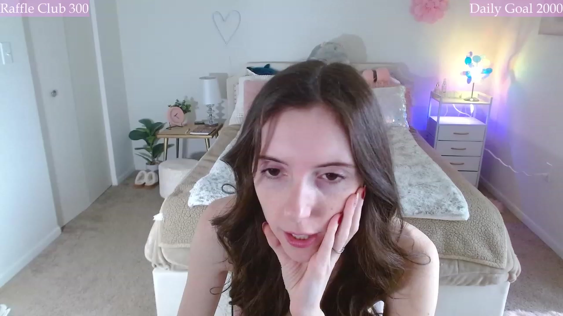 Gallery image thumbnail from MangoMae's myfreecams stream on, 12/03/2023, 19:36 image 8 of 20