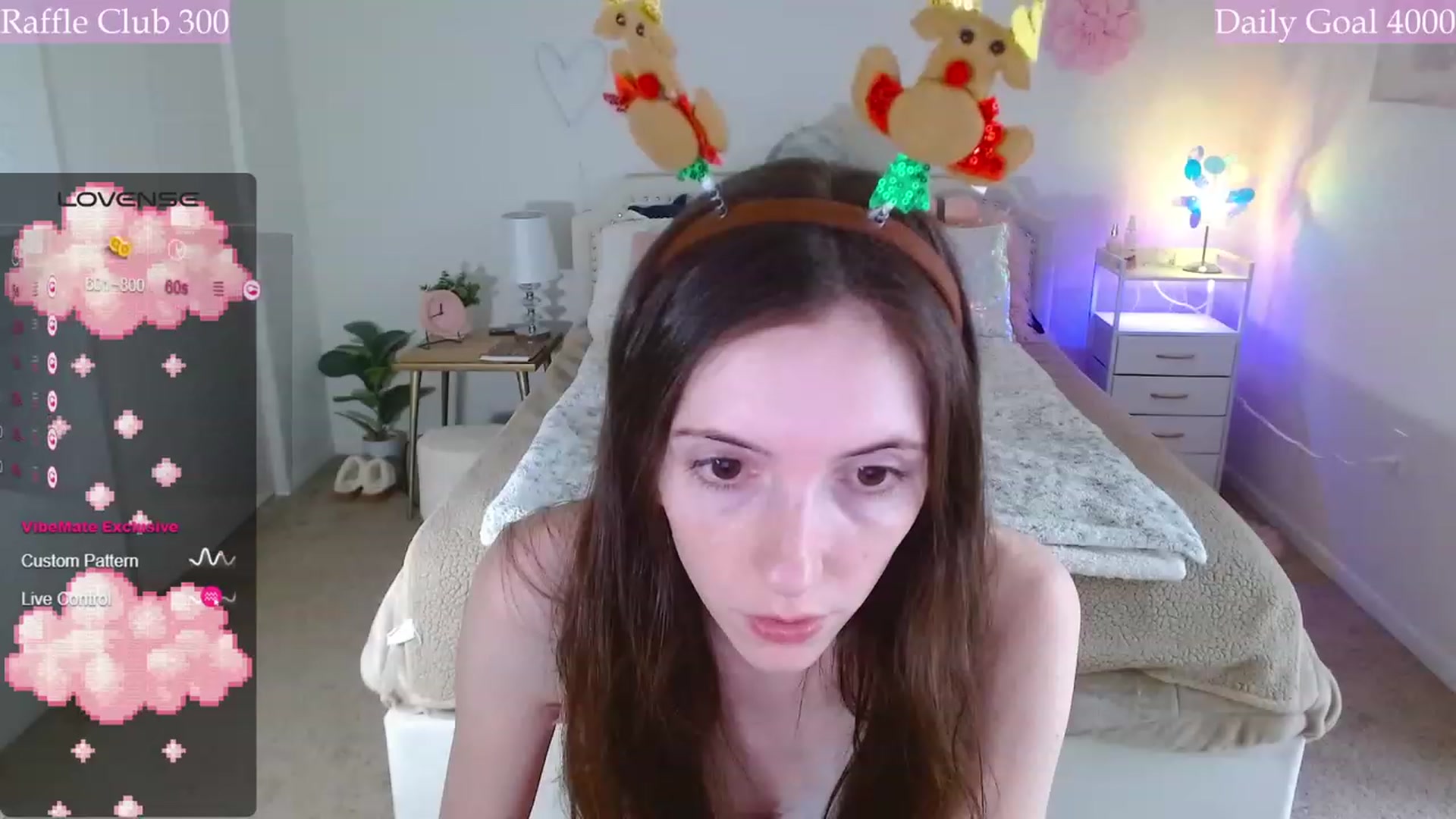 Gallery image thumbnail from MangoMae's myfreecams stream on, 12/10/2023, 17:59 image 16 of 20