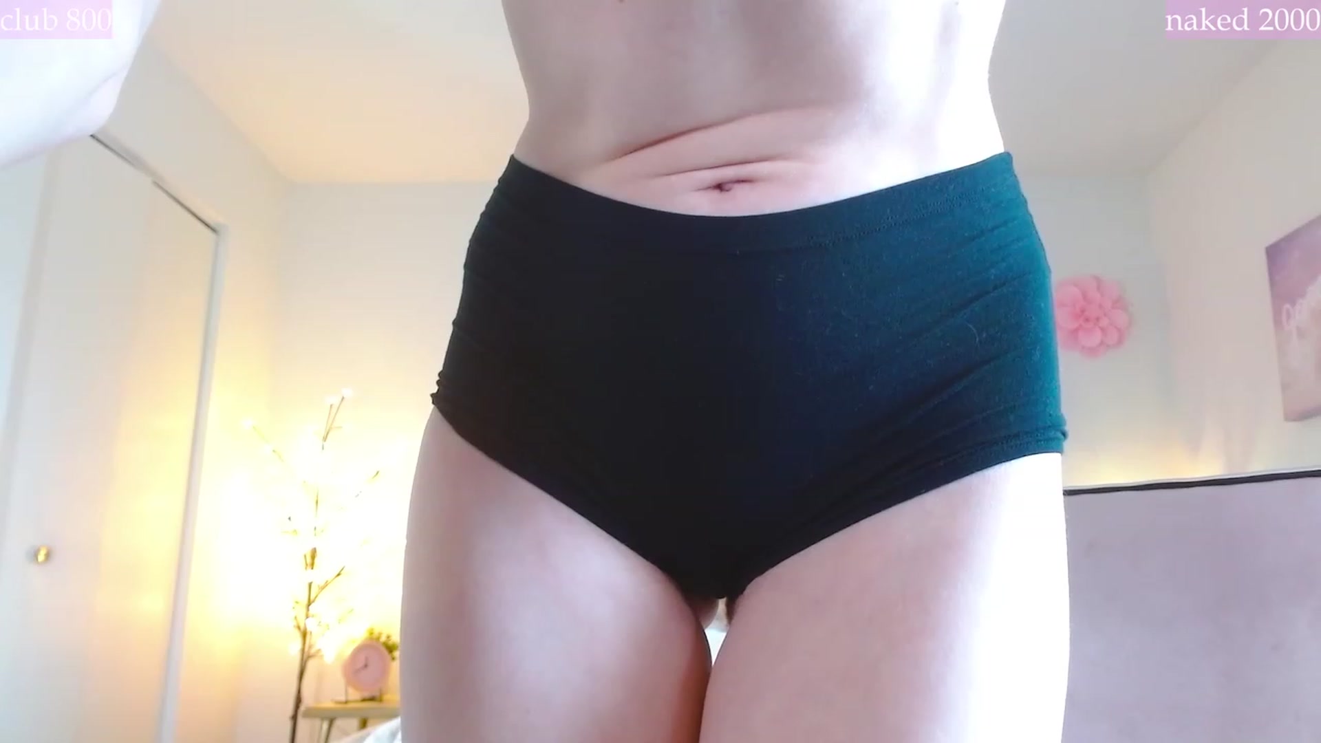 Gallery image thumbnail from MangoMae's myfreecams stream on, 01/01/2024, 19:11 image 2 of 20