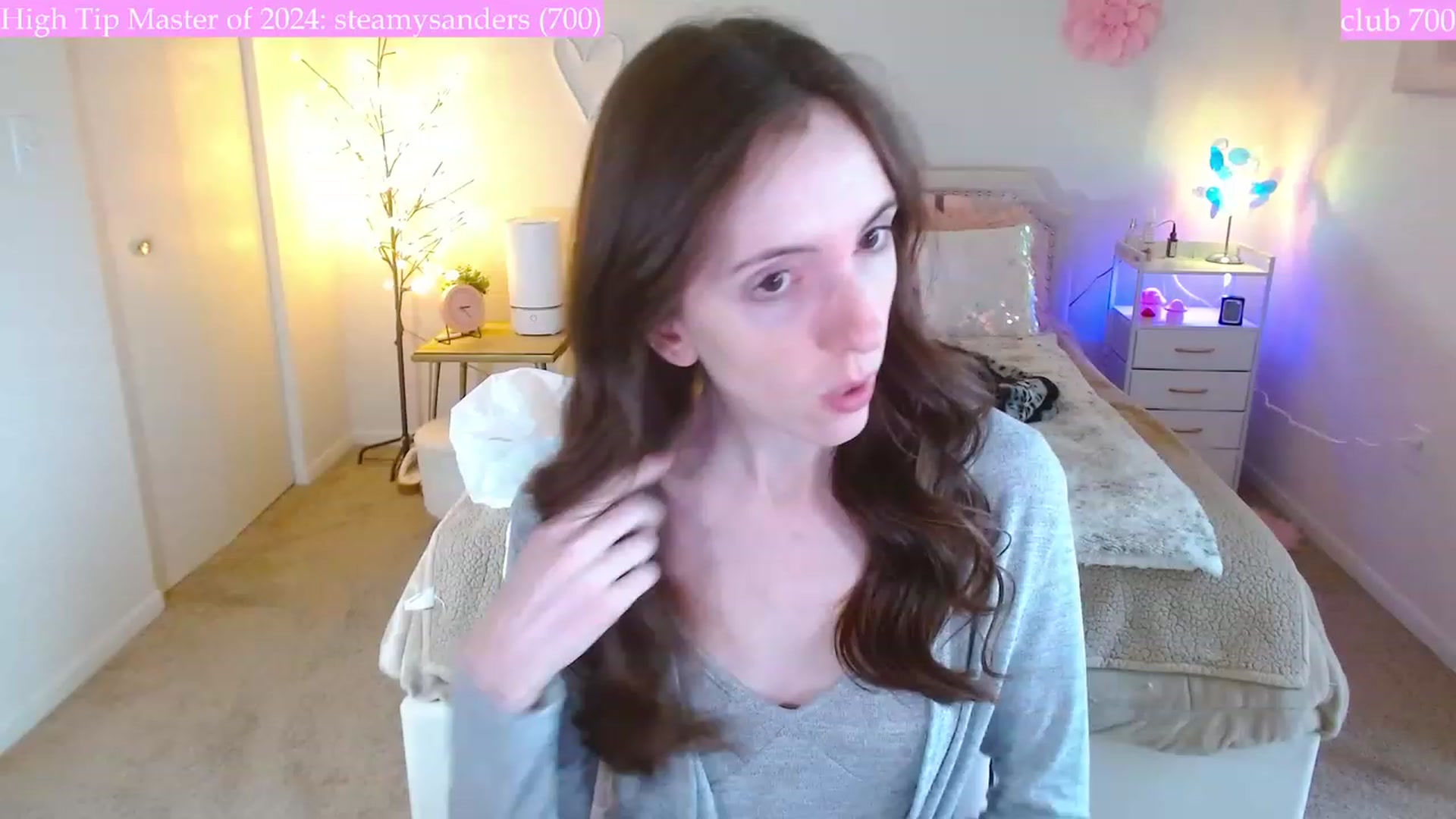 Gallery image thumbnail from MangoMae's myfreecams stream on, 01/01/2024, 20:31 image 18 of 20