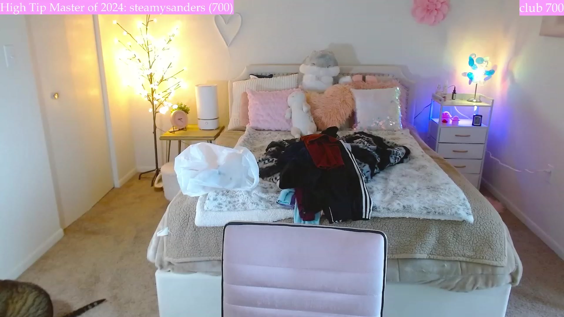 Gallery image thumbnail from MangoMae's myfreecams stream on, 01/01/2024, 20:31 image 17 of 20