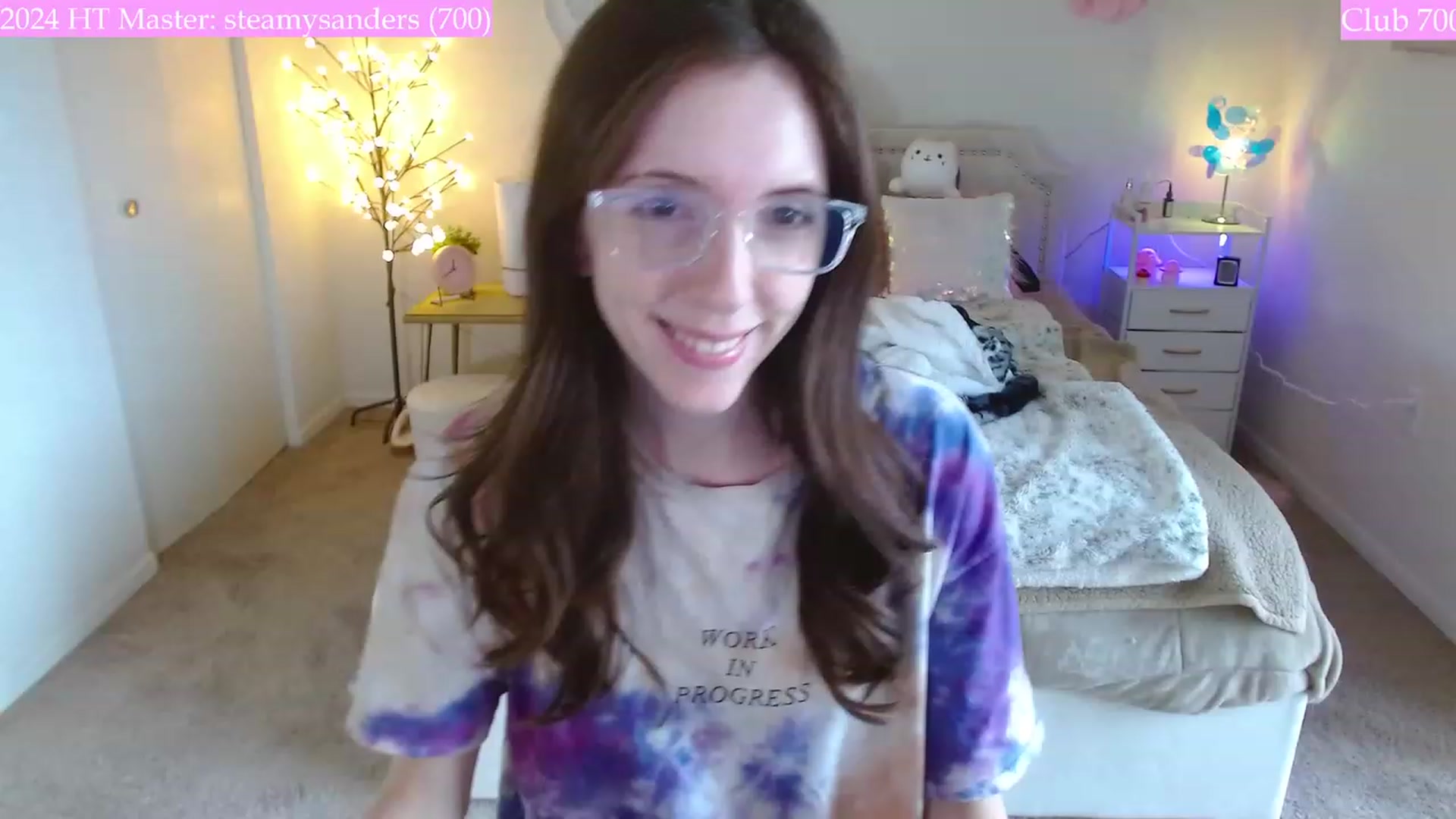 Gallery image thumbnail from MangoMae's myfreecams stream on, 01/02/2024, 17:55 image 8 of 20