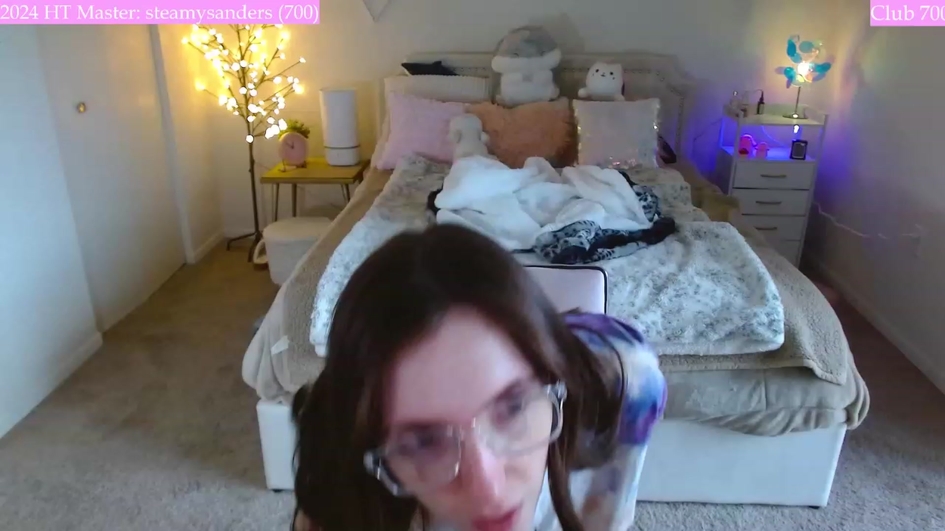 Gallery image thumbnail from MangoMae's myfreecams stream on, 01/02/2024, 17:55 image 19 of 20