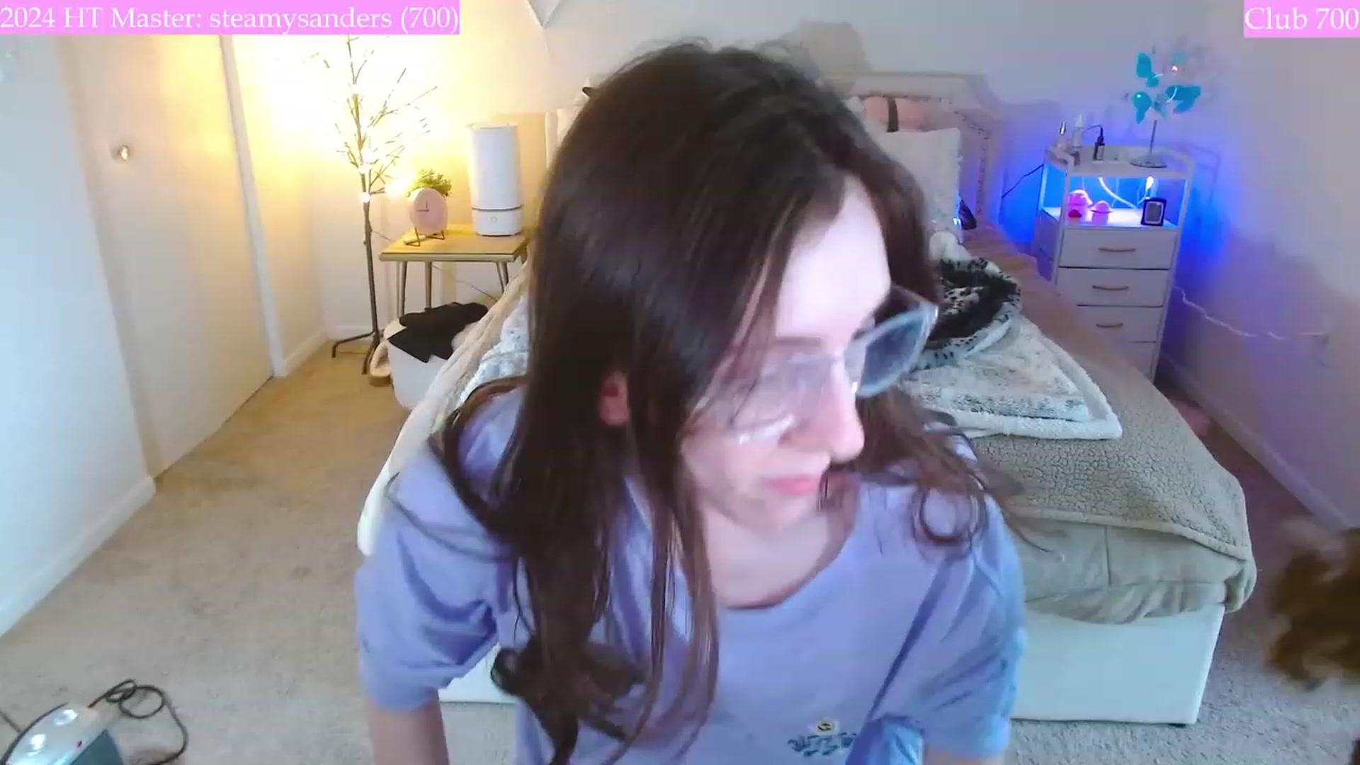 Gallery image thumbnail from MangoMae's myfreecams stream on, 01/03/2024, 17:54 image 15 of 20