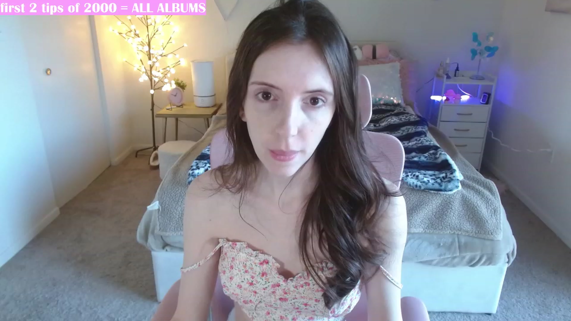 Gallery image thumbnail from MangoMae's myfreecams stream on, 02/14/2024, 18:52 image 20 of 20
