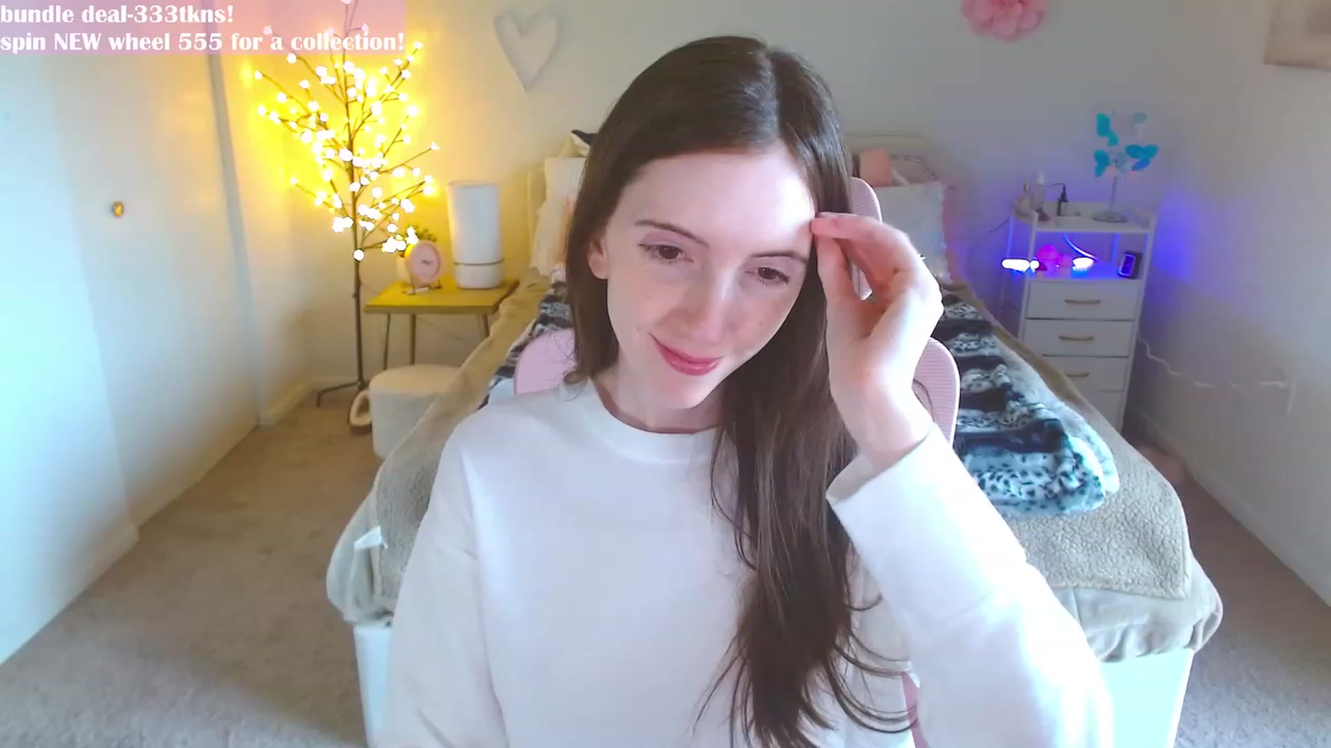 Gallery image thumbnail from MangoMae's myfreecams stream on, 02/22/2024, 21:26 image 4 of 20