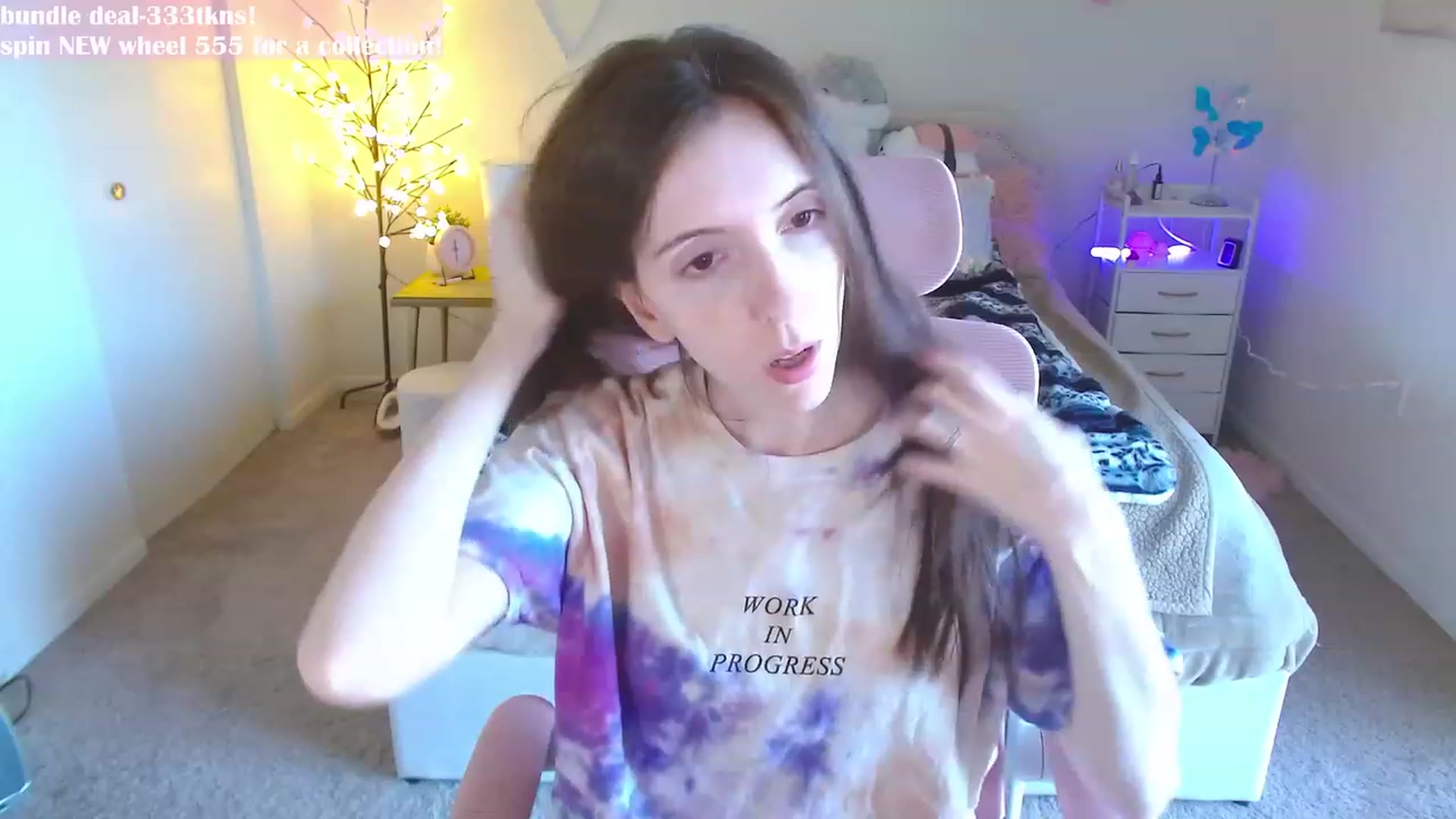 Gallery image thumbnail from MangoMae's myfreecams stream on, 02/24/2024, 17:52 image 15 of 20