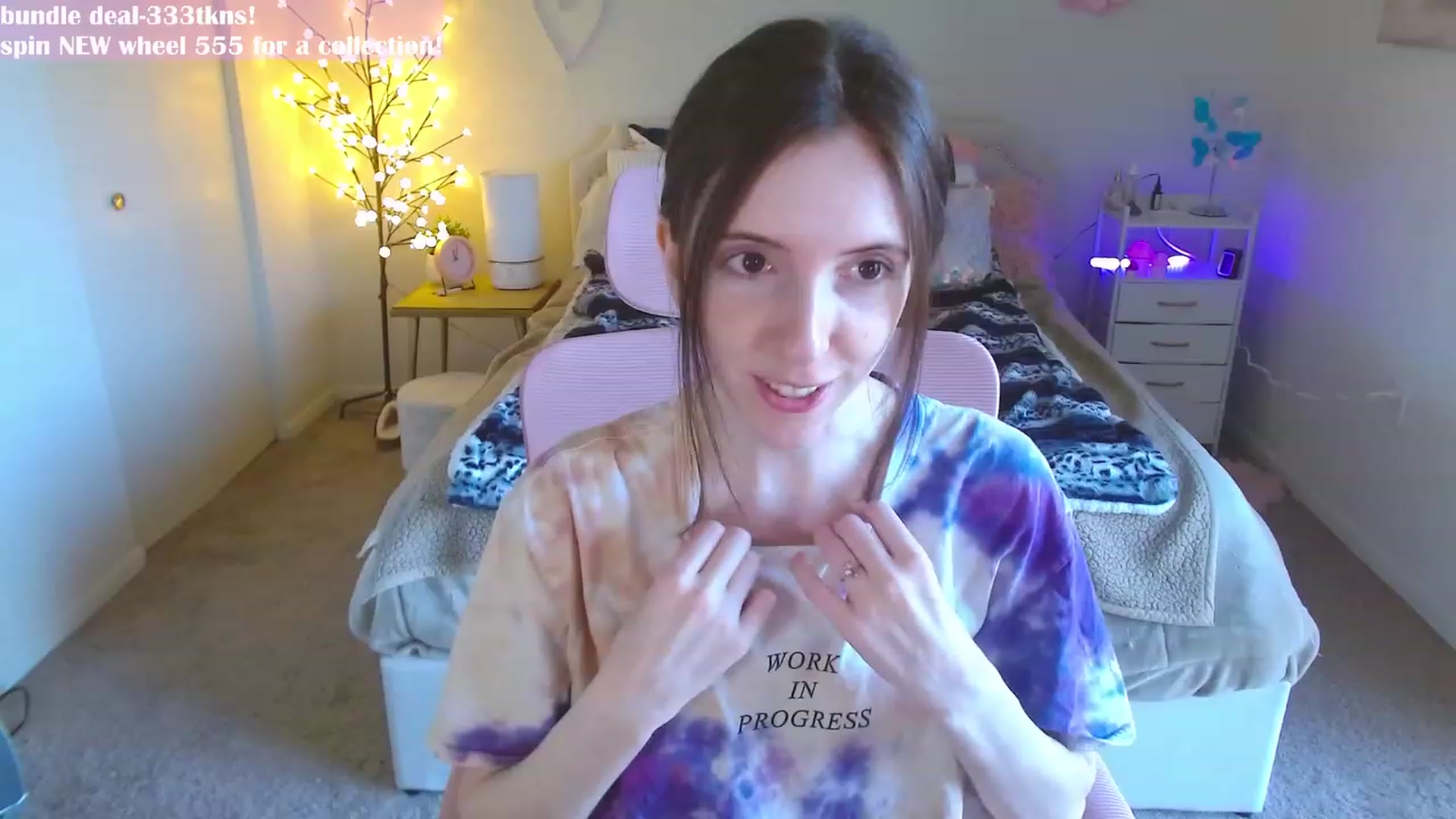 Gallery image thumbnail from MangoMae's myfreecams stream on, 02/24/2024, 17:52 image 6 of 20