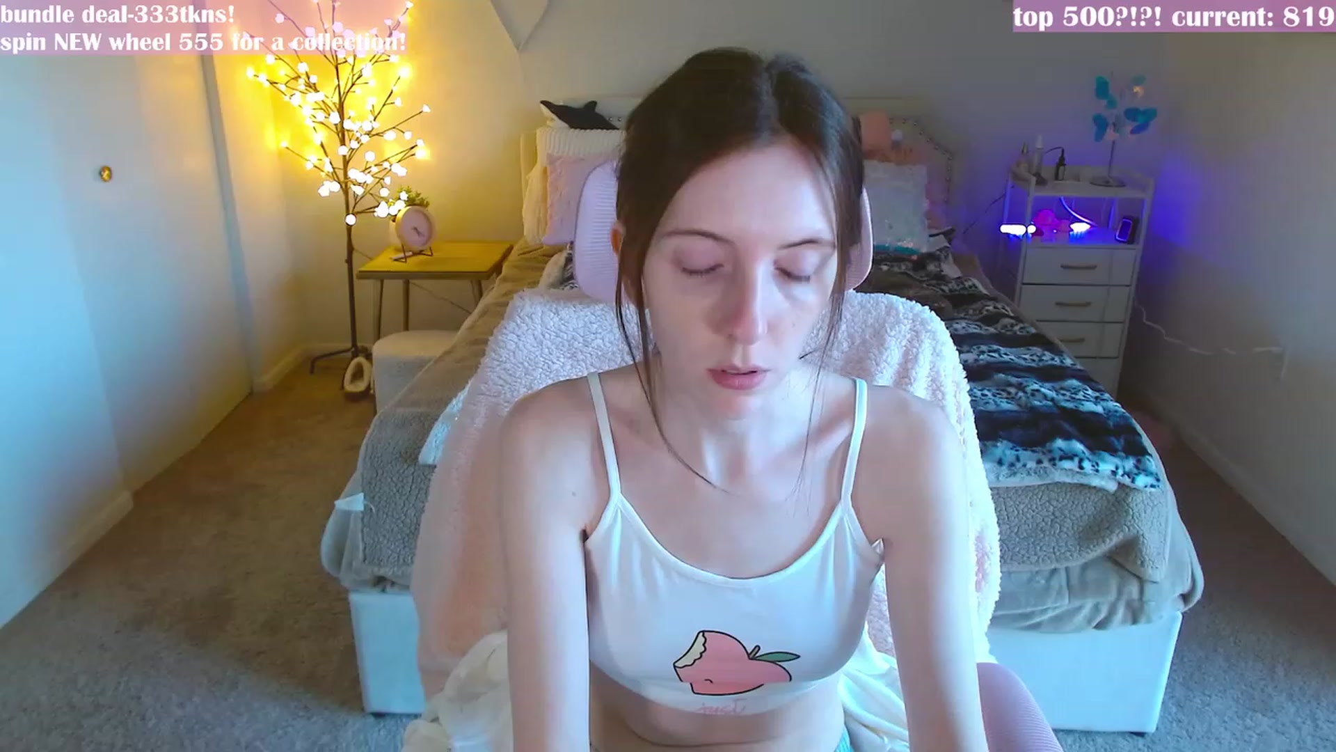 Gallery image thumbnail from MangoMae's myfreecams stream on, 02/29/2024, 22:36 image 12 of 20