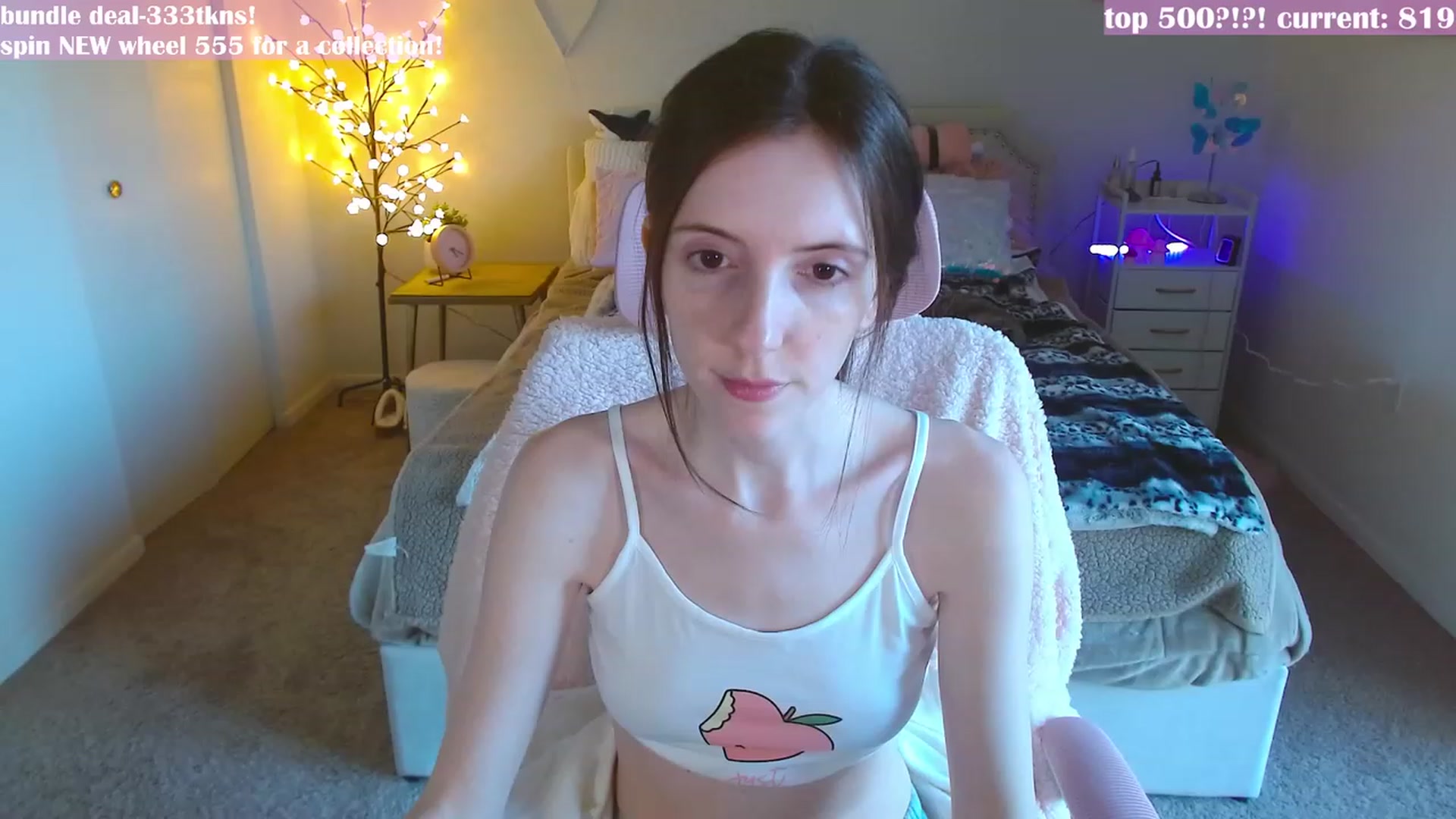Gallery image thumbnail from MangoMae's myfreecams stream on, 02/29/2024, 22:36 image 10 of 20