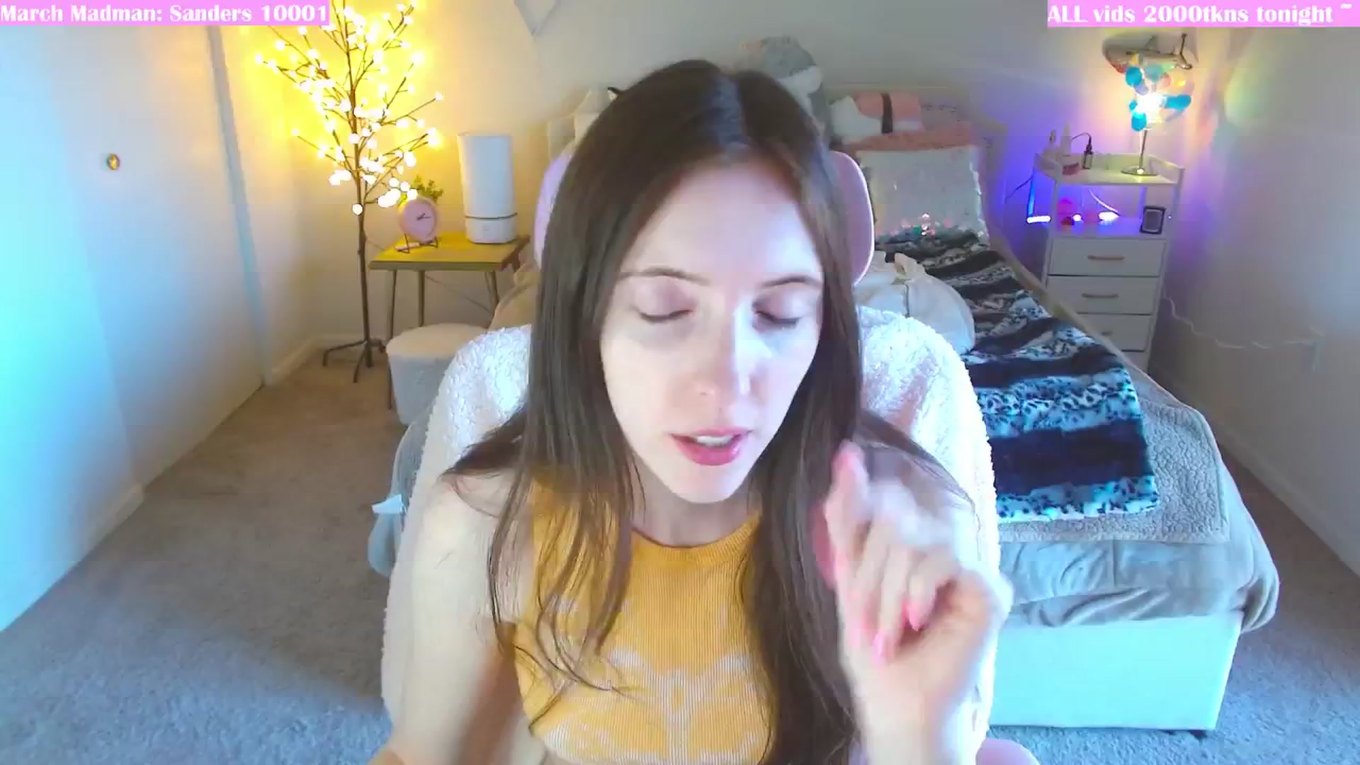 Gallery image thumbnail from MangoMae's myfreecams stream on, 03/15/2024, 18:18 image 20 of 20