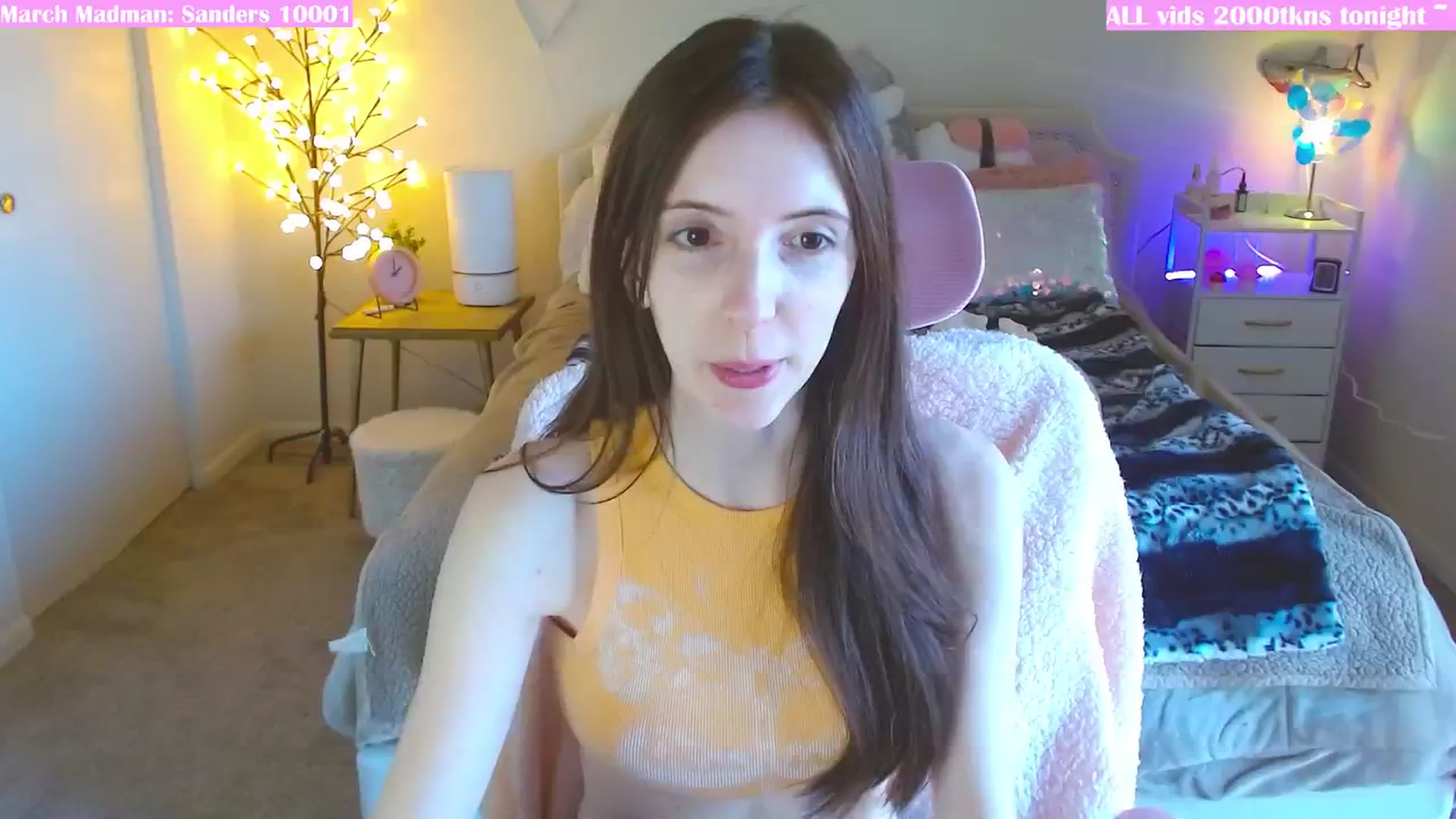 Gallery image thumbnail from MangoMae's myfreecams stream on, 03/15/2024, 18:18 image 13 of 20