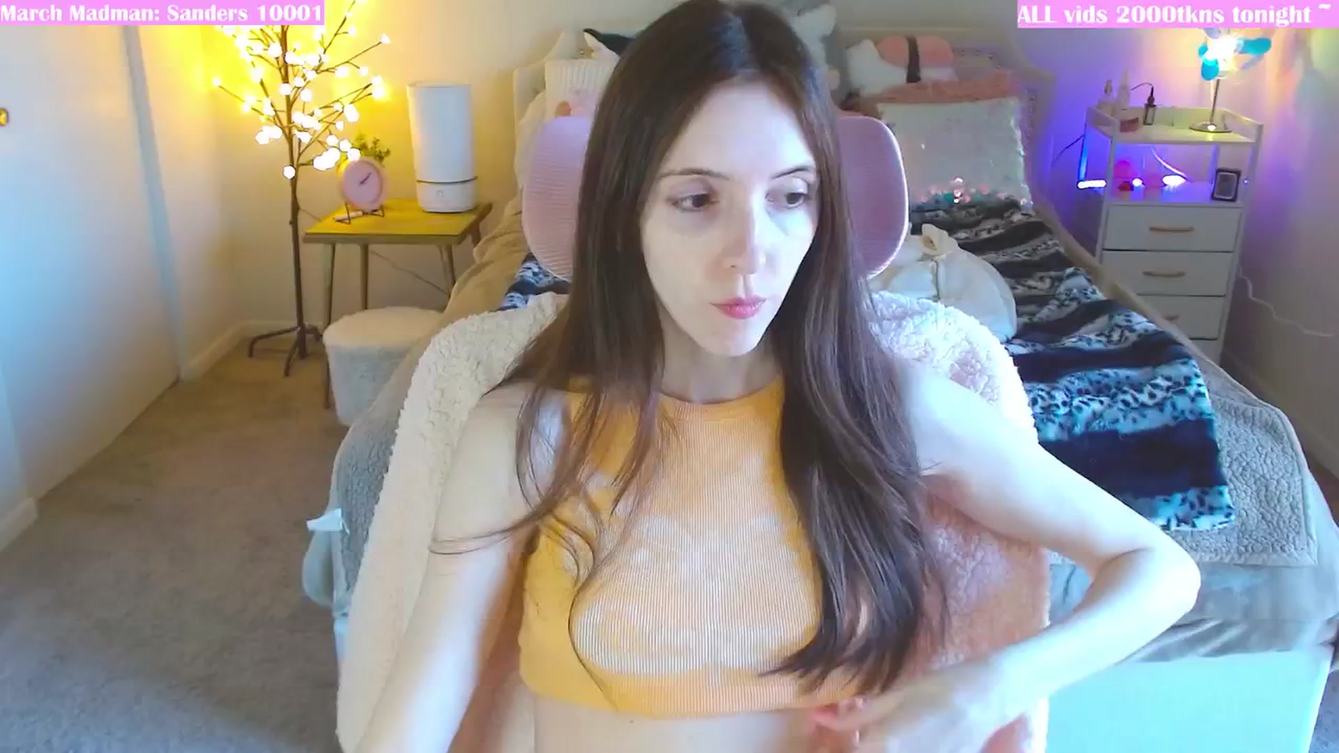 Gallery image thumbnail from MangoMae's myfreecams stream on, 03/15/2024, 18:18 image 17 of 20