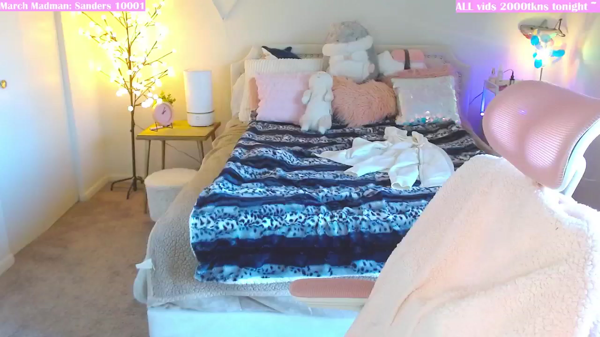 Gallery image thumbnail from MangoMae's myfreecams stream on, 03/15/2024, 18:18 image 15 of 20
