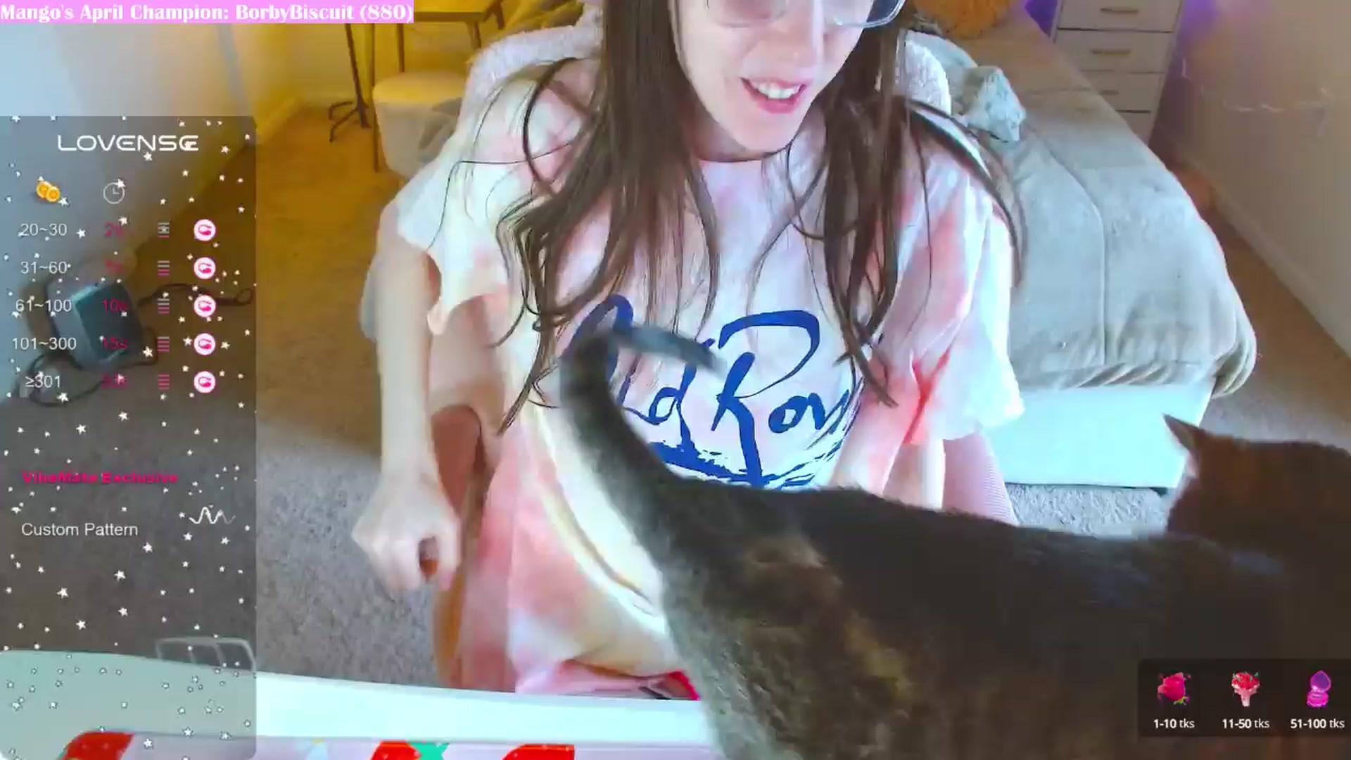 Gallery image thumbnail from MangoMae's myfreecams stream on, 04/11/2024, 15:57 image 19 of 20