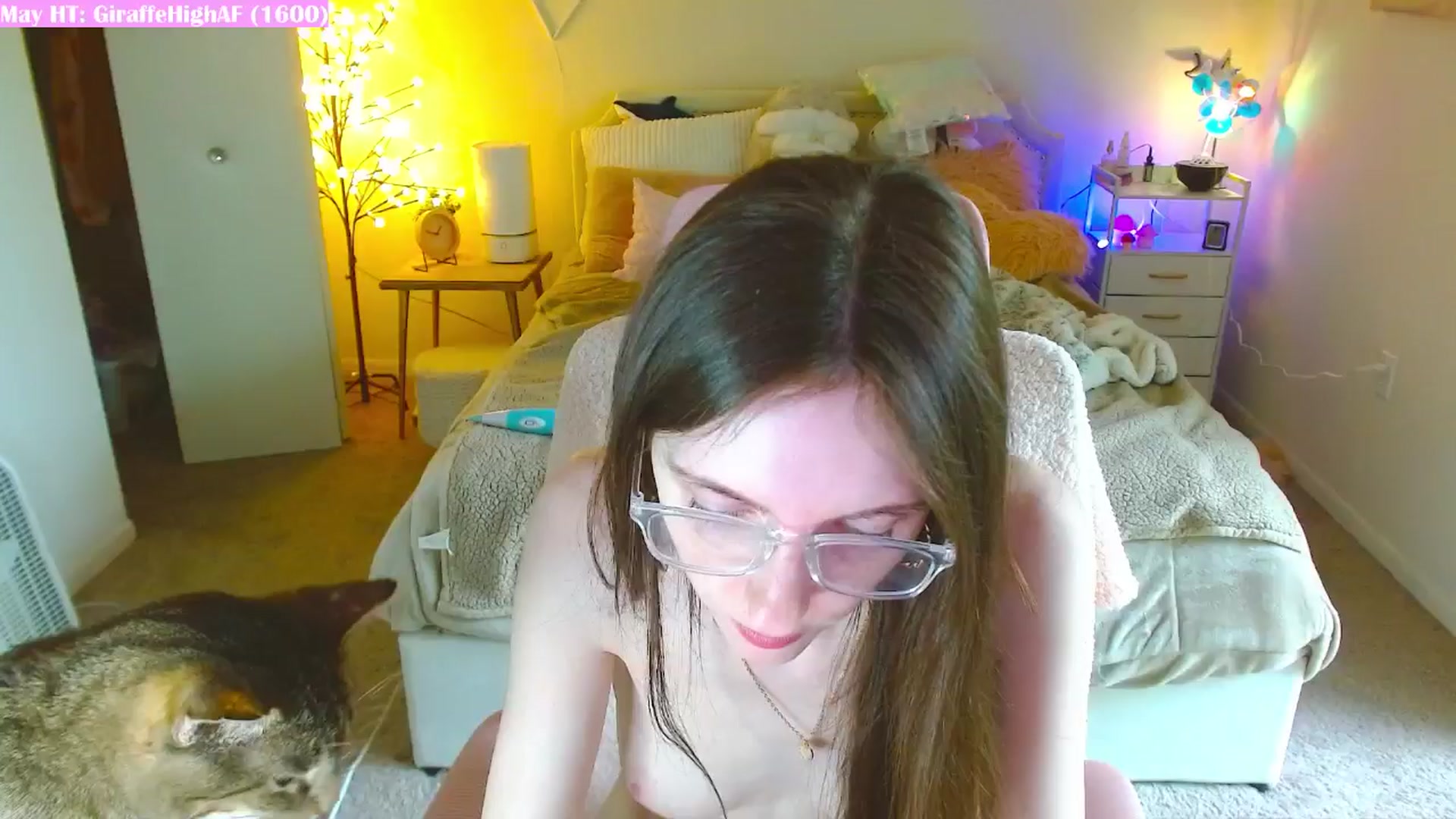 Gallery image thumbnail from MangoMae's myfreecams stream on, 05/05/2024, 18:02 image 2 of 20