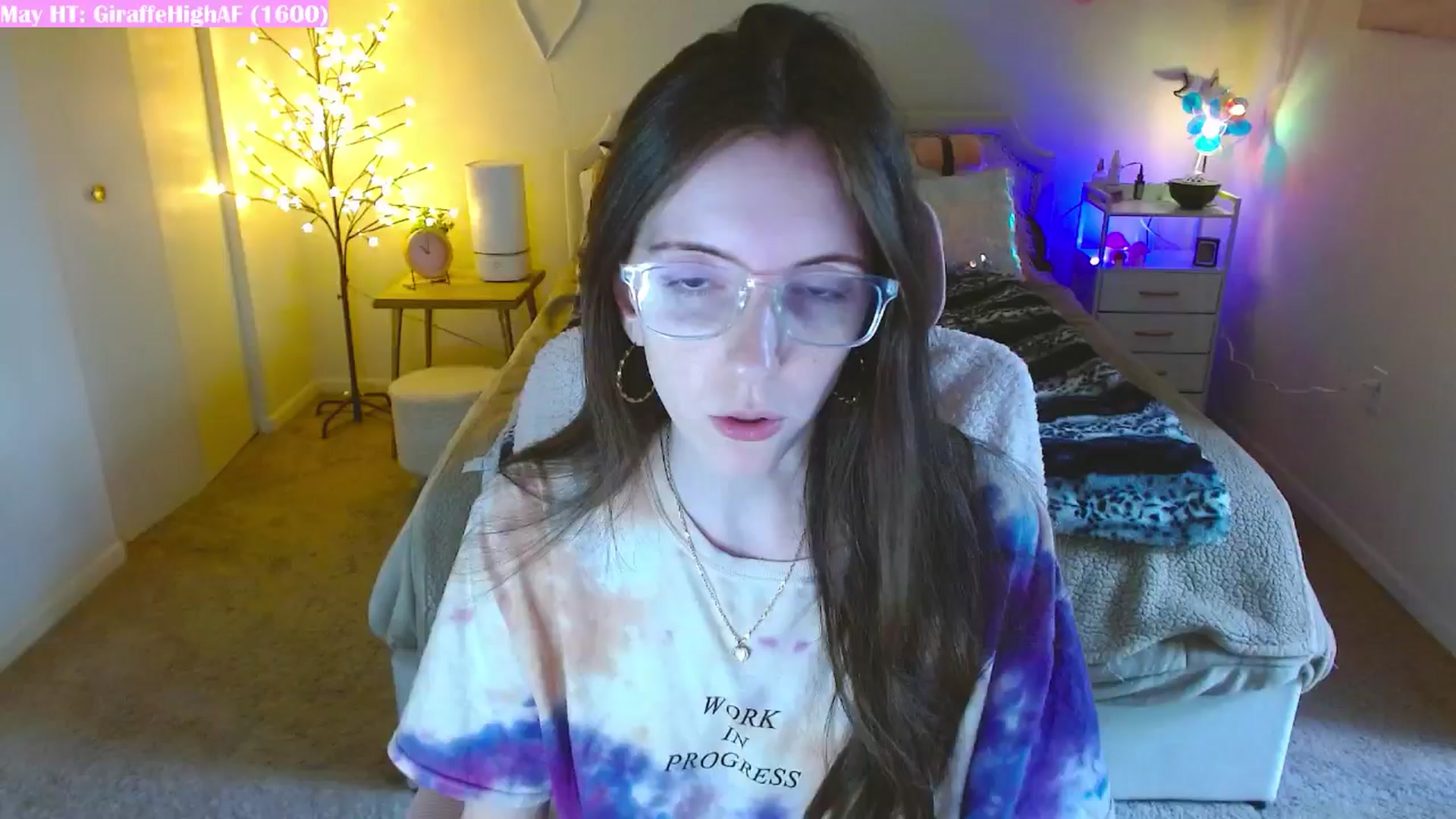 Gallery image thumbnail from MangoMae's myfreecams stream on, 05/19/2024, 15:16 image 13 of 20