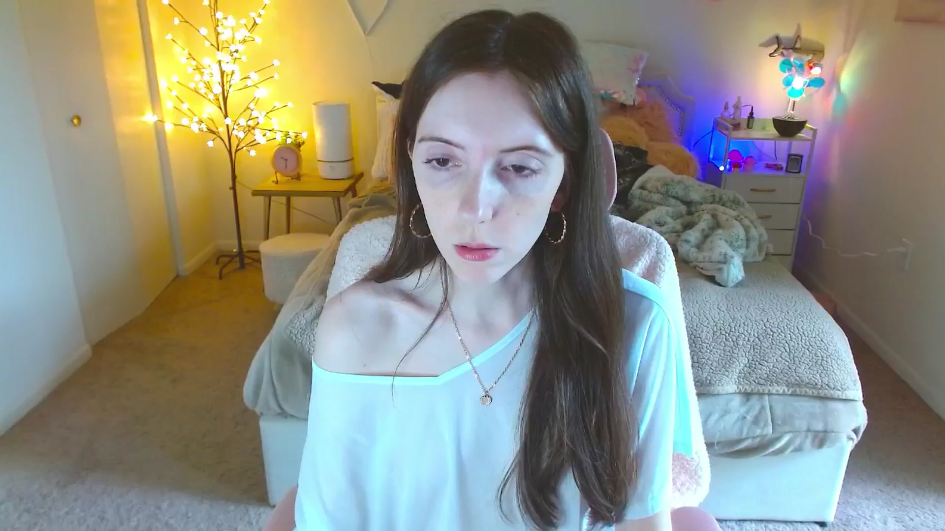 Gallery image thumbnail from MangoMae's myfreecams stream on, 06/01/2024, 15:44 image 5 of 20