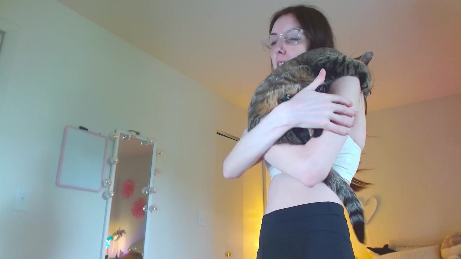 Gallery image thumbnail from MangoMae's myfreecams stream on, 06/02/2024, 18:06 image 17 of 20