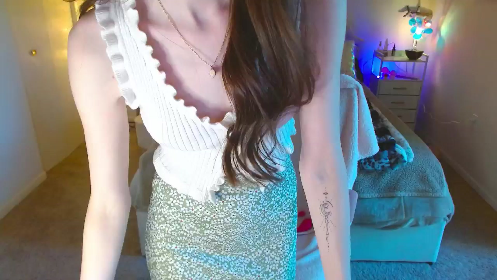 Gallery image thumbnail from MangoMae's myfreecams stream on, 06/07/2024, 20:36 image 16 of 20