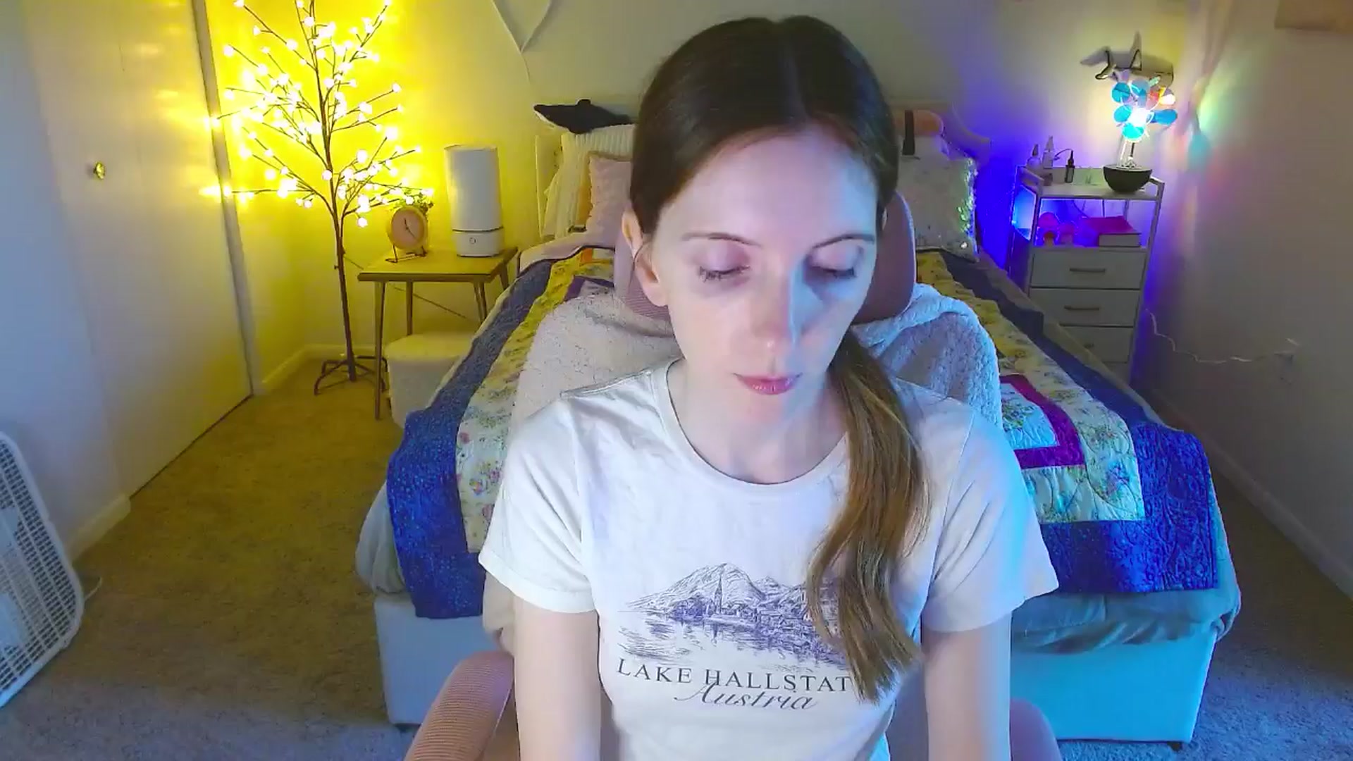 Gallery image thumbnail from MangoMae's myfreecams stream on, 06/27/2024, 17:34 image 1 of 20